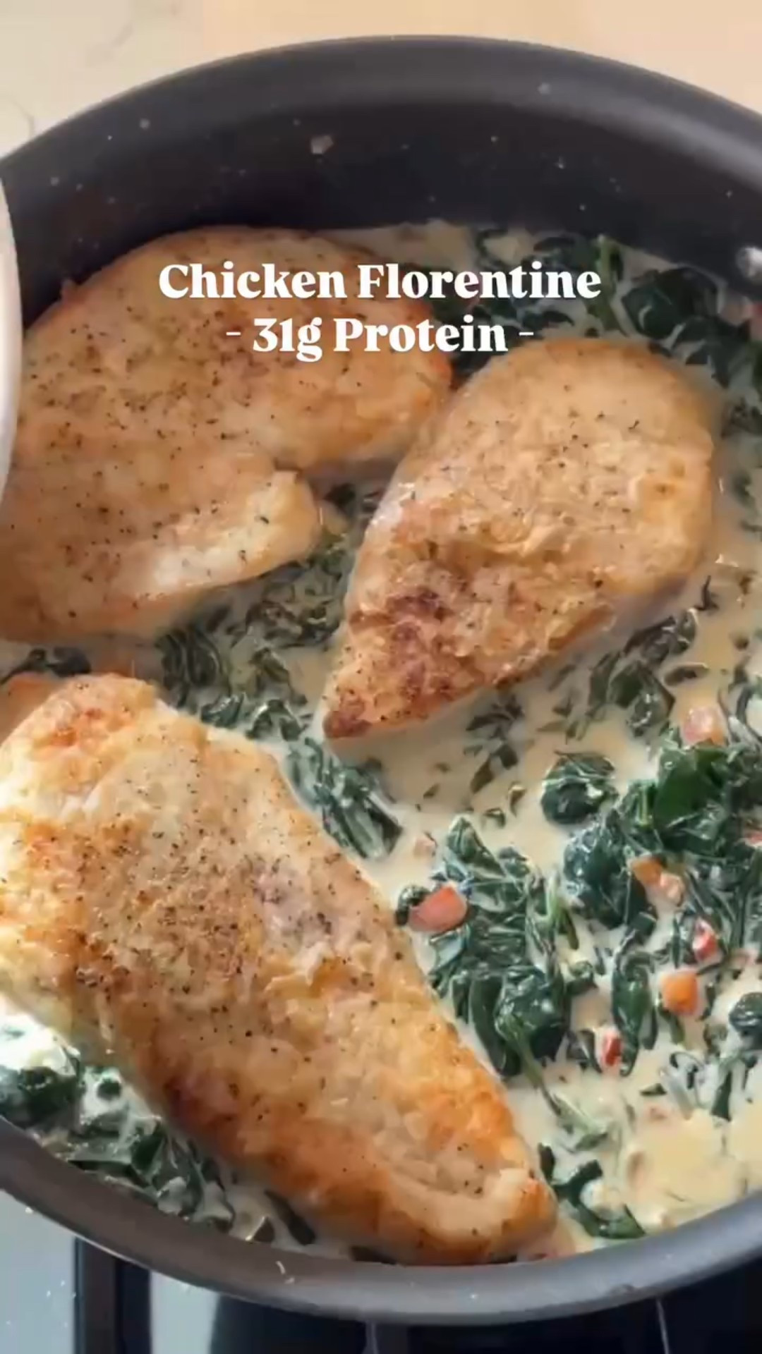 If you want dinner that tastes indulgent but still hits your protein goals… this Chicken Florentine is it. 😋



✅ Over 30g protein per serving
✅ Creamy without being heavy
✅ One-pan, weeknight friendly
✅ Protein + greens in one cozy dinner

Perfect when you want comfort food and macros to line up 🙌

6 WW Pts
Cals: 291
Protein: 31.5
Carbs: 11.5
Fats: 13.5
🔗 https://www.skinnytaste.com/chicken-florentine/