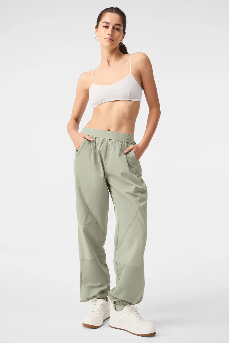 Mixed Media Reinvention Jogger | Alo Yoga (US)