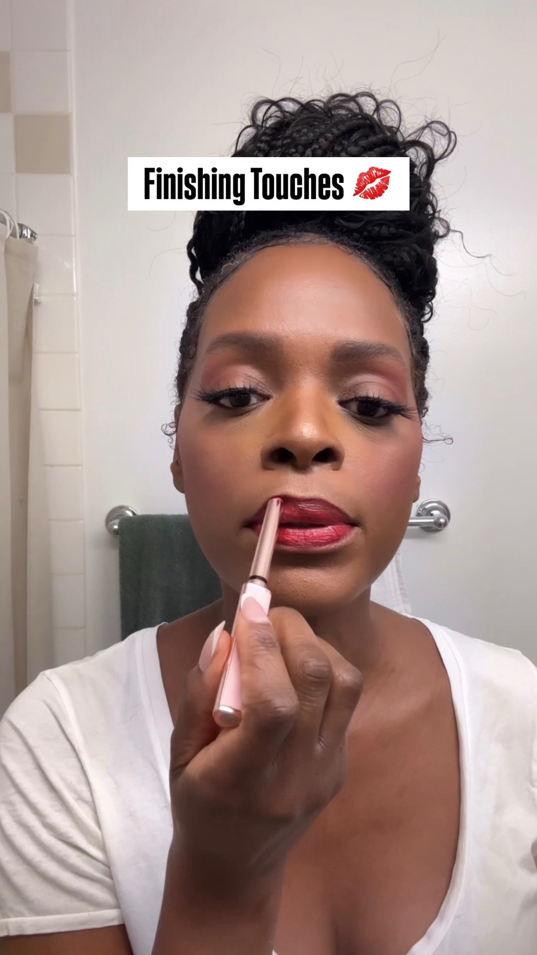 This face card never declines ✔️

Wearing: 
✨Kosas blush (Heartbeat)
✨Haus Labs highlighter (Sunstone)
✨WYN Beauty lip liner (Bold)
✨LYS Beauty lipstick (Rich AF)

Beautiful orange / red blush with a golden highlighter perfect for dark skin makeup and a blueish red lipstick that feels good on the lips. Not drying. Chef’s kiss! 💋

PS: All these brands are ‘clean at Sephora’ and LYS is the first black-owned clean beauty brand at Sephora. 🖤


#LTKBeauty #LTKgrwm #LTKselfcare