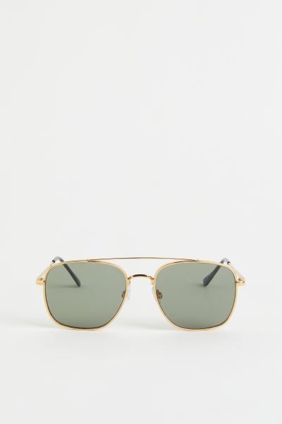 Aviator-style sunglasses with metal frames and plastic lenses. Adjustable nose pads, metal and pl... | H&M (UK, MY, IN, SG, PH, TW, HK)