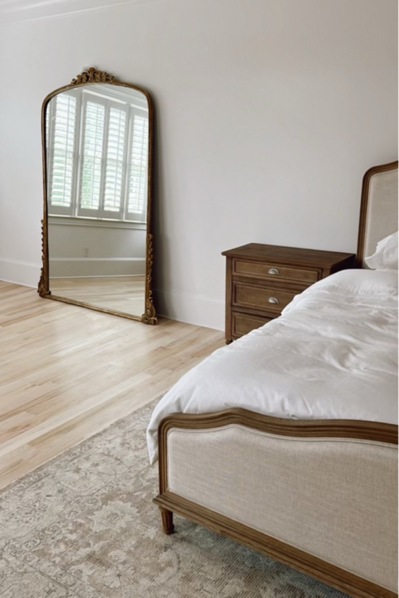 My bedroom mirror is on sale right now!

#LTKSeasonal #LTKhome