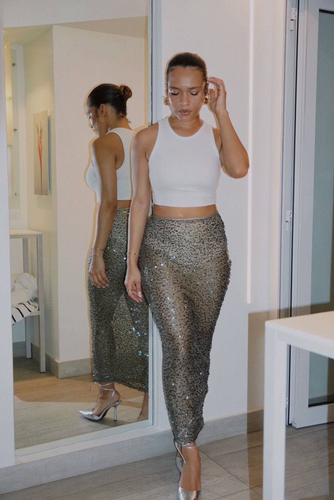 In love with this sequin skirt ✨  perfect for Valentine’s 🩷

#LTKstyletip #LTKtravel