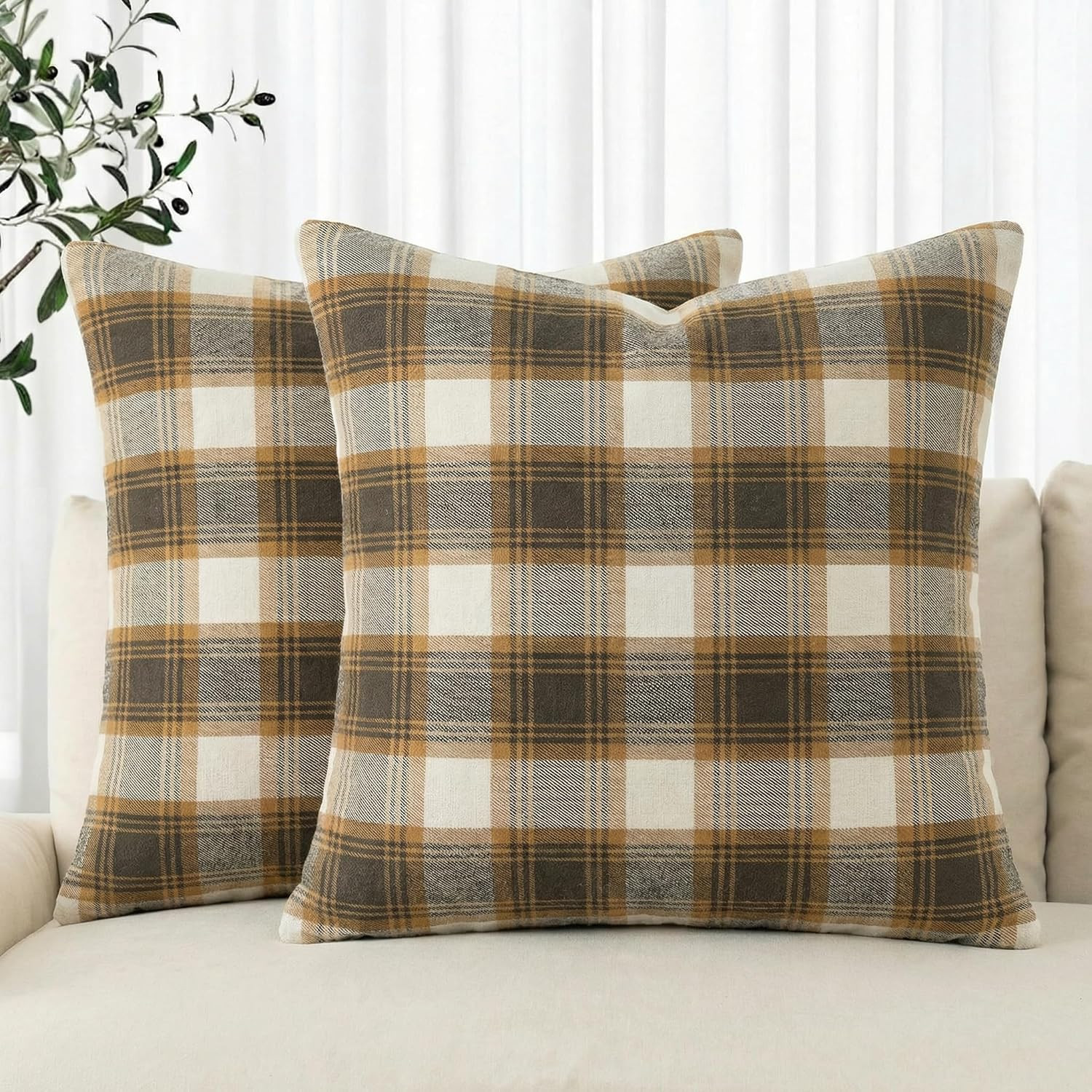 AVOIN colorlife Spring Summer Brown White Plaid Decorative Throw Pillow Covers, 18 x 18 Inch Holiday Scottish Tartan Cushion Case Farmhouse Decoration for Sofa Couch Set of 2 | Amazon (US)
