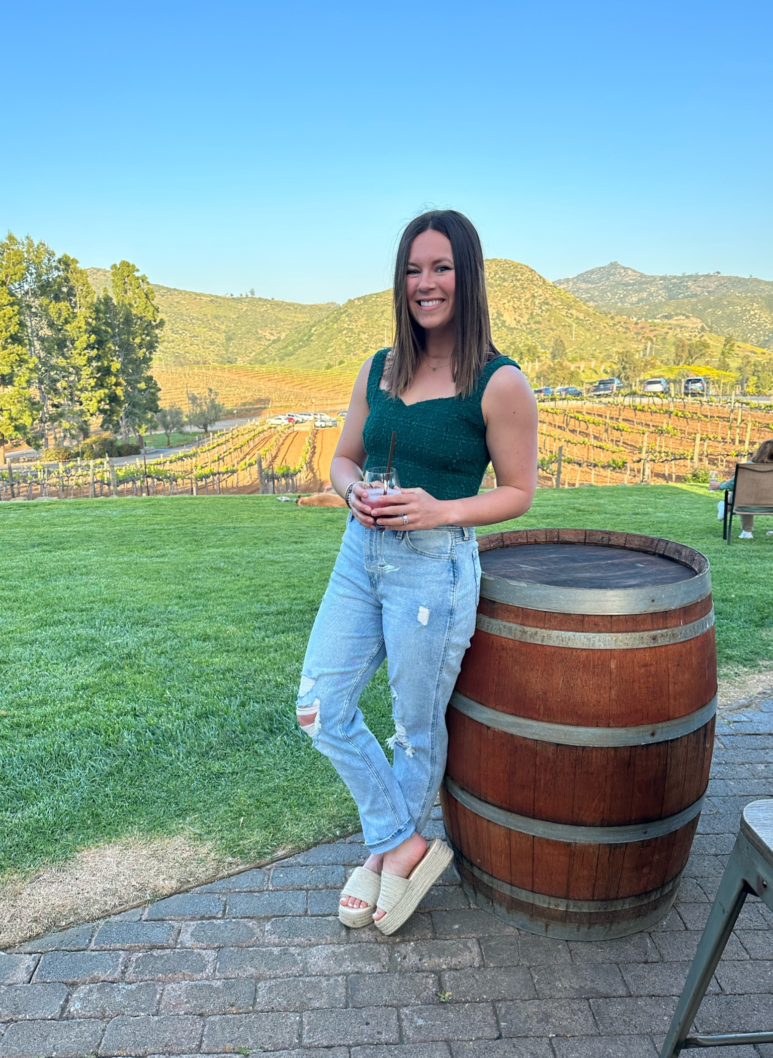 Winery attire 🍇 I love pairing loose fitting jeans with a tighter top for a flattering put together look.

New fav mom jeans / Hollister / TTS / I’m in a size 6 reg.

Best summer sandals / Lulus / TTS / size 7

Tweed Crop Top / Abercrombie / Medium / only $18!!!

#LTKfit #LTKstyletip #LTKtravel
