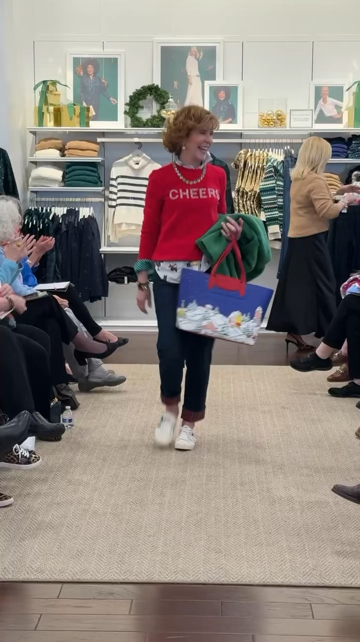 The Talbots Holiday Collection is LIVE! This weekend, take 50% off one item and 40% off entire purchase.  
Holiday sweaters, faux fur jackets, plaid pants

Check out my favorites below!



#LTKHoliday #LTKWatchNow #LTKStyleTip