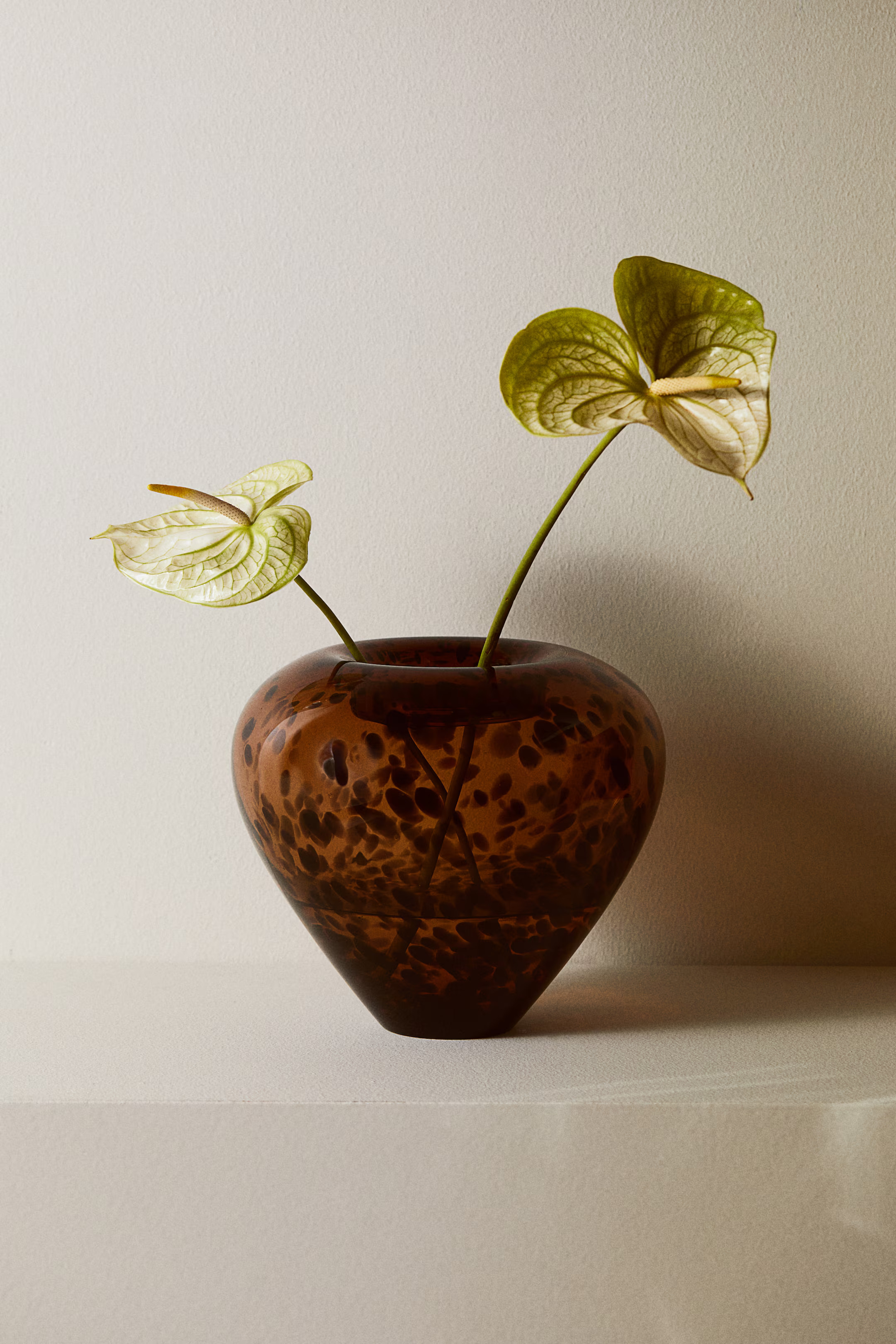 Large Glass Vase - Brown/leopard print - Home All | H&M US | H&M (US + CA)
