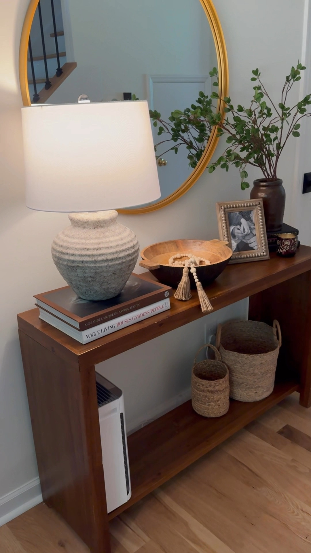 Entryway refresh ✨ feels good to finally have this space styled! Before it was kind of a collection of random things and it just never felt complete to me. Now it’s a spot I love ❤️ 

#LTKHome #LTKFindsUnder100