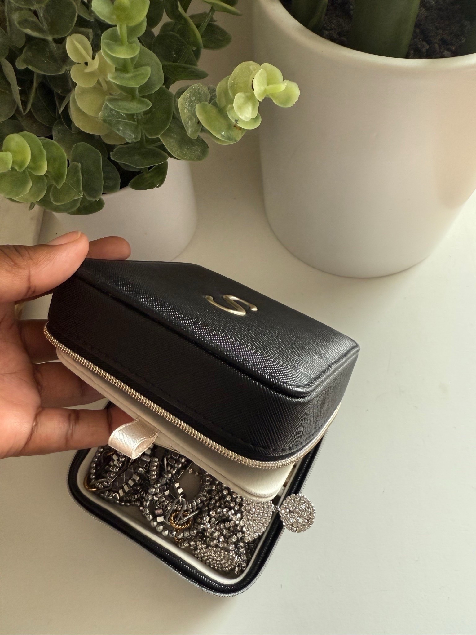 SecretsofYve: Jewelry box that is one of my favorite! 
#Secretsofyve #ltkgiftguide
Always humbled & thankful to have you here.. New posts daily at 3pm & 4:15pm EST. 
CEO: PATESI Global & PATESIfoundation.org
@secretsofyve : where beautiful meets practical, comfy meets style, affordable meets glam with a splash of splurge every now and then. I do LOVE a good sale and combining codes! #ltkstyletip #ltksalealert #ltku #ltkfindsunder100 #ltkfindsunder50 #ltkplussize #ltkmidsize #ltkover40 #ltkpetite #ltktravel #ltkbump #ltktall secretsofyve 

#LTKWedding #LTKSeasonal #LTKHome
