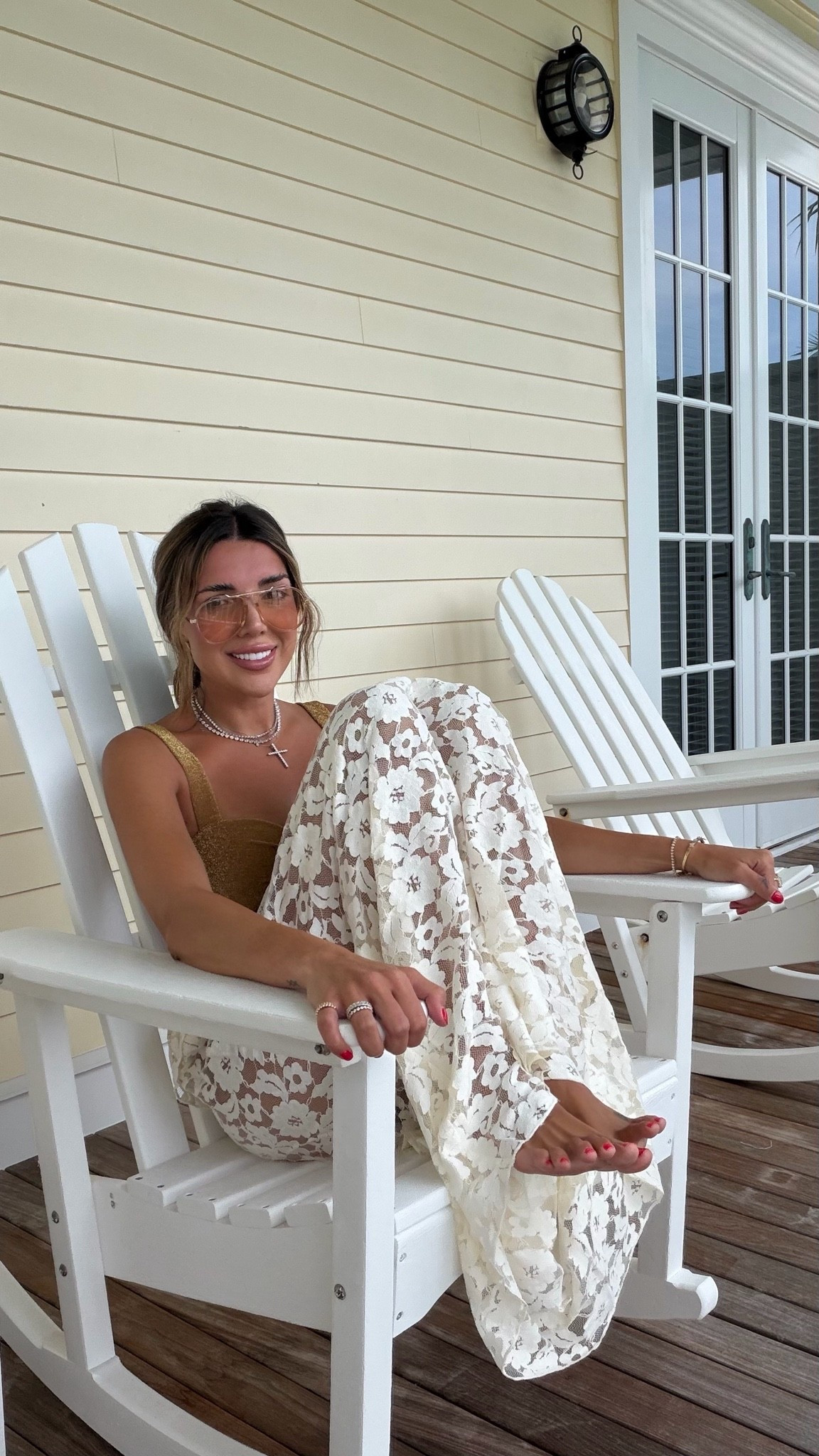 beach day outfit of the day!! swimmie, cover up and studs all on sale!!

I did a medium in the suit and small in the lace skirt!


beach vacation, swimsuit, summer outfit, beach outfit, coverups, resort wear

#LTKootd #LTKSwim #LTKTravel