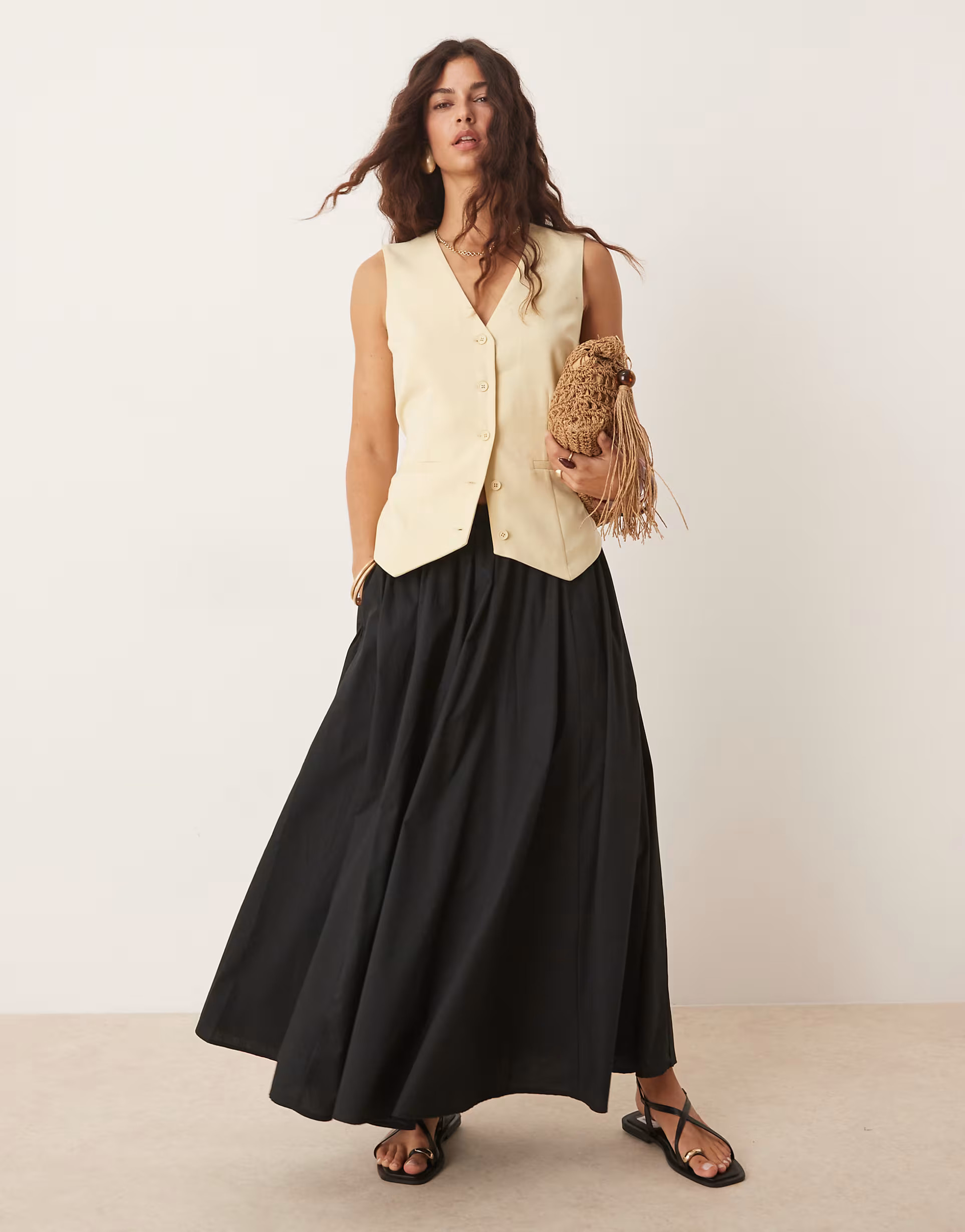Abercrombie & Fitch full maxi skirt with elasticated waist in black | ASOS (Global)