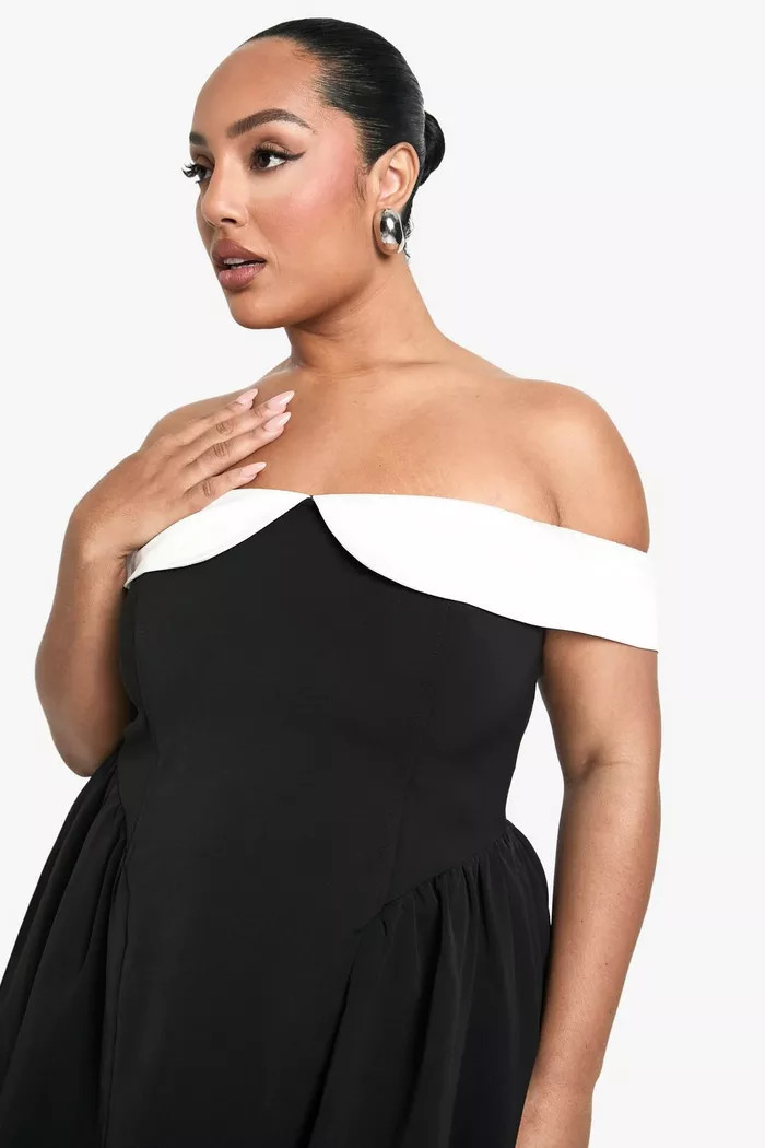 Plus Contrast Off The Shoulder Pleated Skater Dress | boohoo (US & Canada)