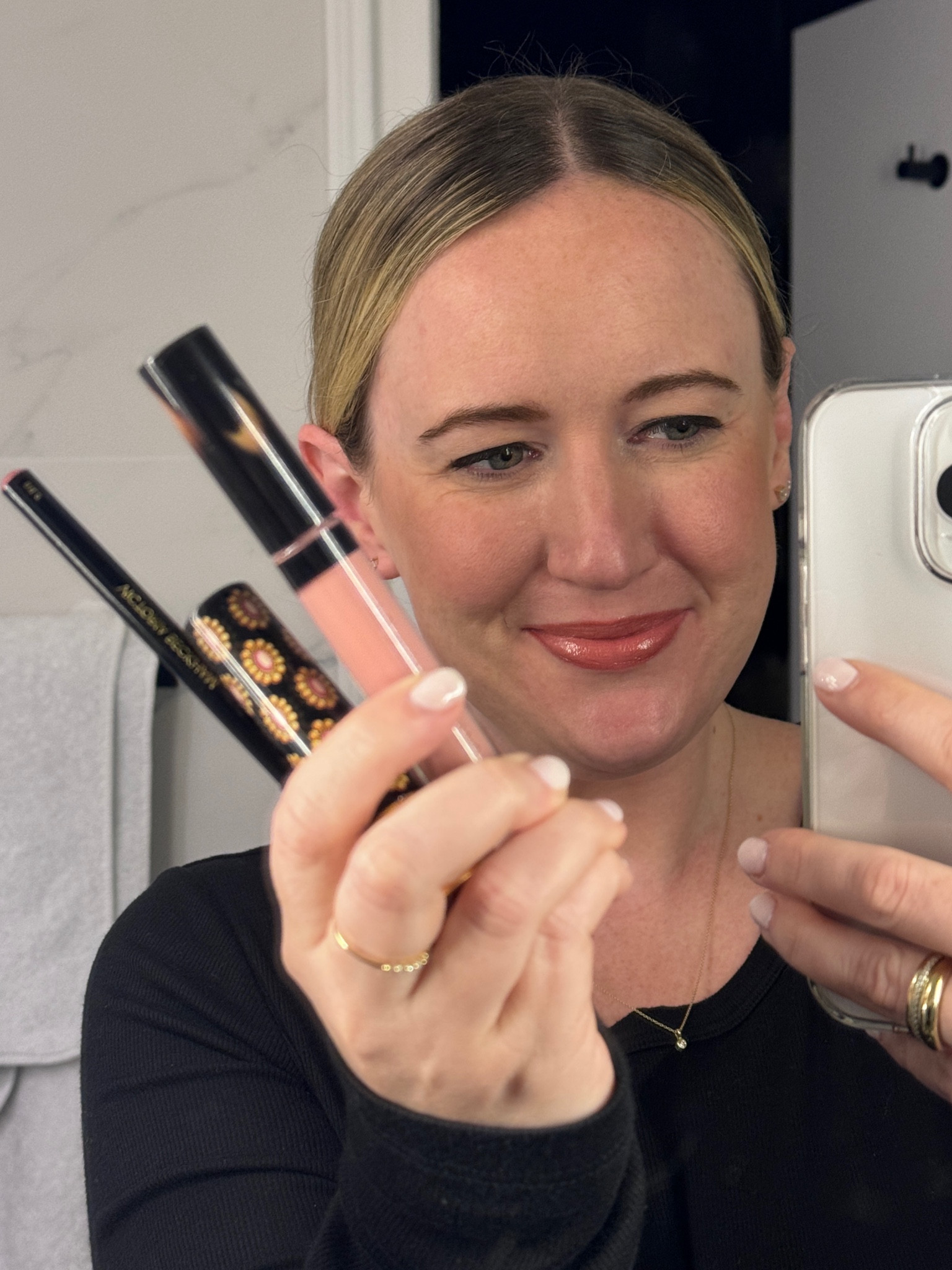 Pink nude lip combo 
Gucci beauty satin lipstick in sally salt honey
Victoria Beckham posh gloss in bikini
Victoria Beckham beauty lip liner in shade 03 


#LTKbeauty