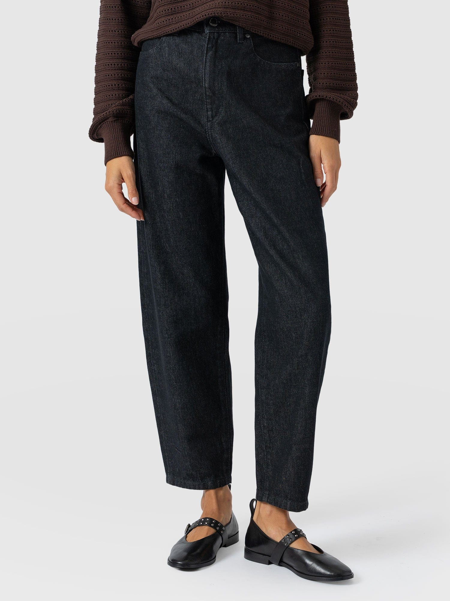 Barrel Leg Jean - Black | Saint + Sofia
