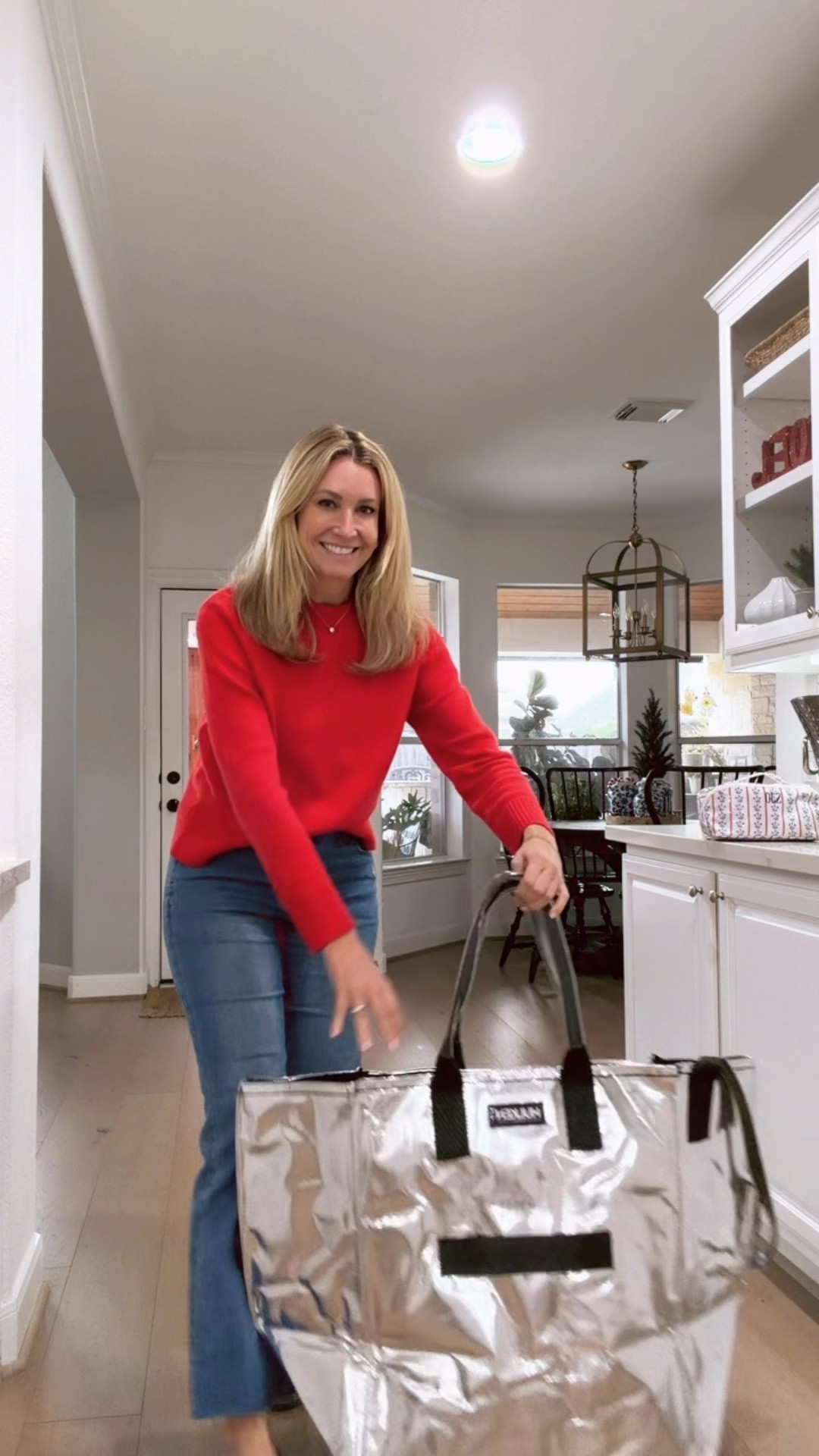 Yall I got a Hulken bag for my birthday! I love it so much and it will hold all the things. I love that it folds flat for easy storage
