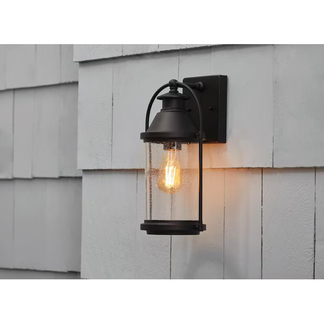 Harbor Breeze Vance 1-Light 14-in Satin Black Outdoor Wall Light | Lowe's