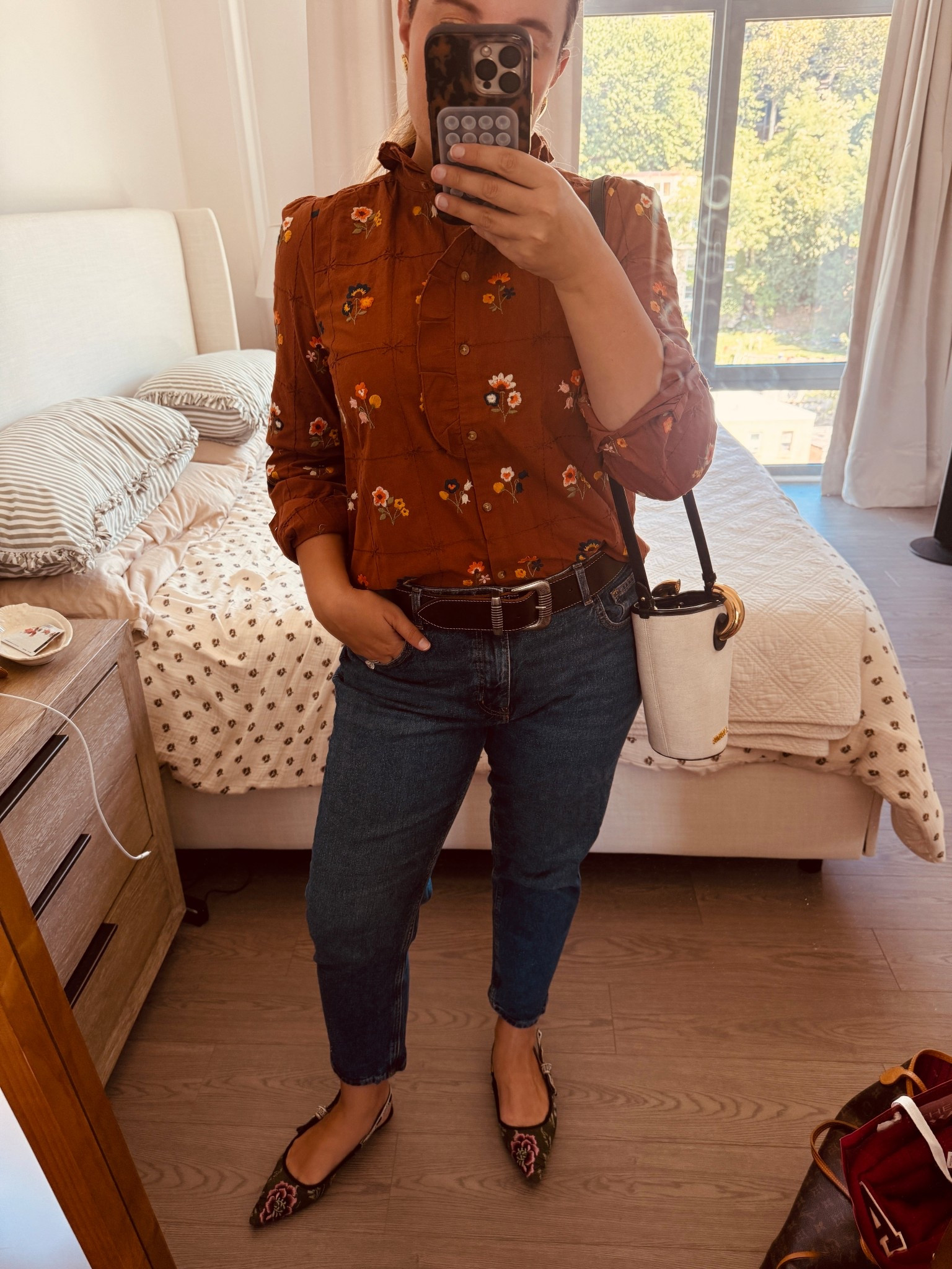 Loving this Sézane top for fall

Fall outfit 
Sézane 
Embroidered top 

#LTKStyleTip #LTKWorkwear #LTKSeasonal