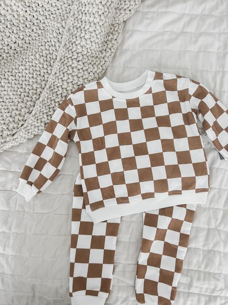 Target baby outfit, checkered, neutral 

#LTKSeasonal #LTKfit #LTKkids