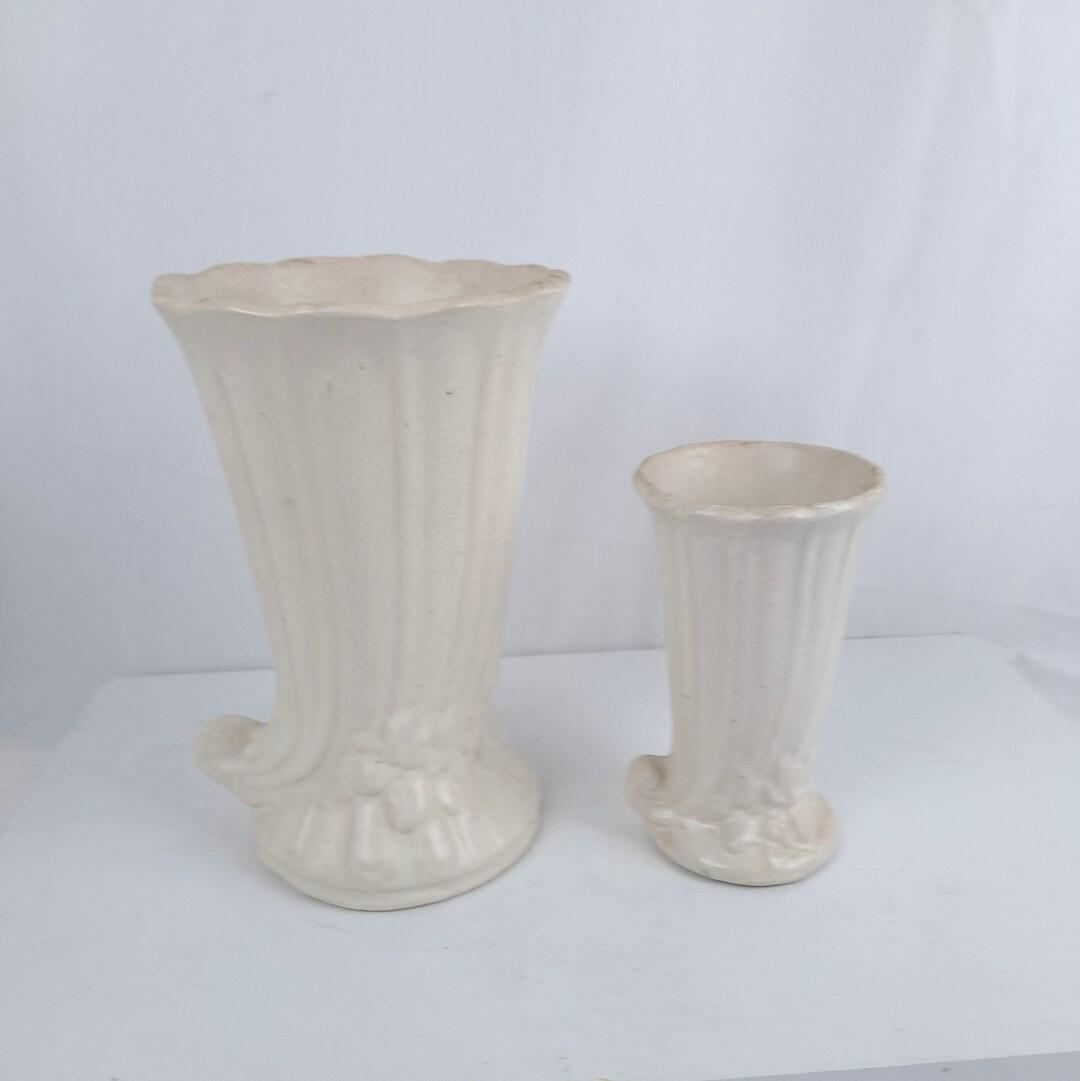 Vintage Mccoy Pottery Ivory Cornucopia Vase Large 9 Inches or Small 6 Inches - Etsy | Etsy (US)