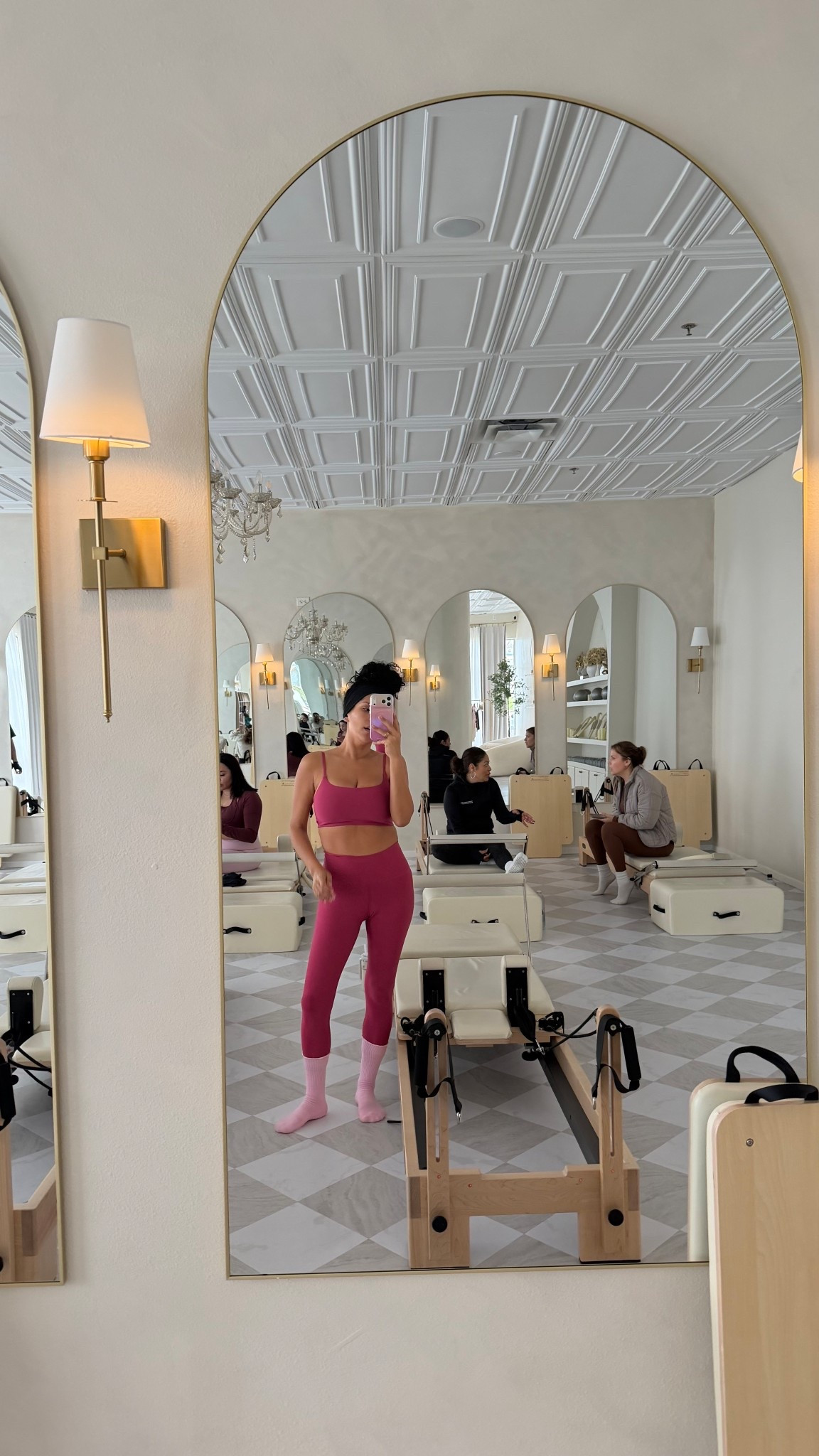 Pilates mornings in my favorite pink set 💗

#oldnavy #set #workoutclothing

#LTKfitnessgoals #LTKdayinmylife #LTKootd