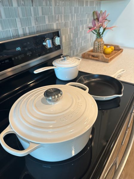 Le Creuset pots & pans 🤍

Home find / pots & pans / bakeware / cooking / kitchen finds / William sonoma #LTKFind

#LTKSeasonal #LTKhome