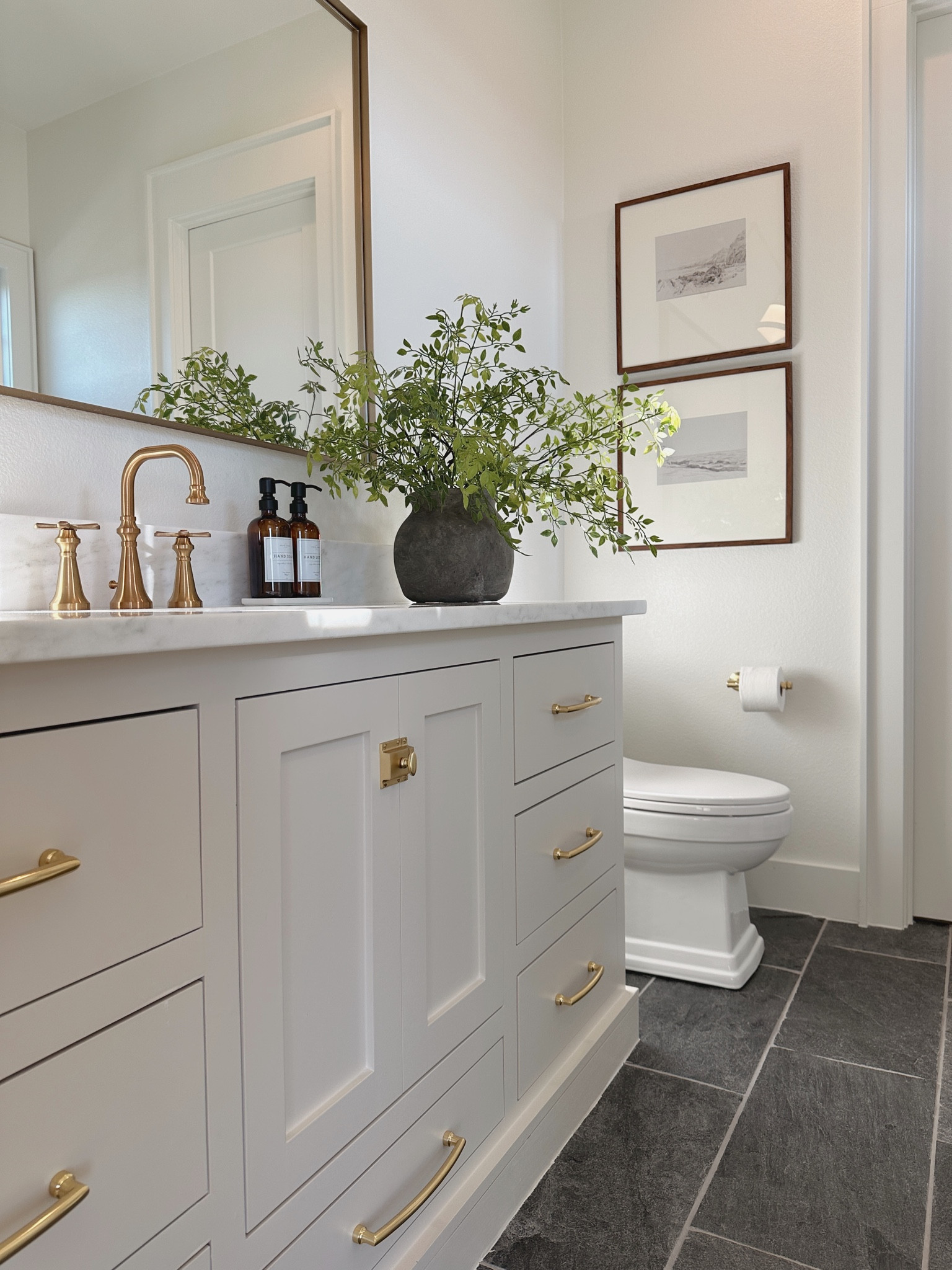 Secondary bath/ guest bath decor✨



#LTKhome