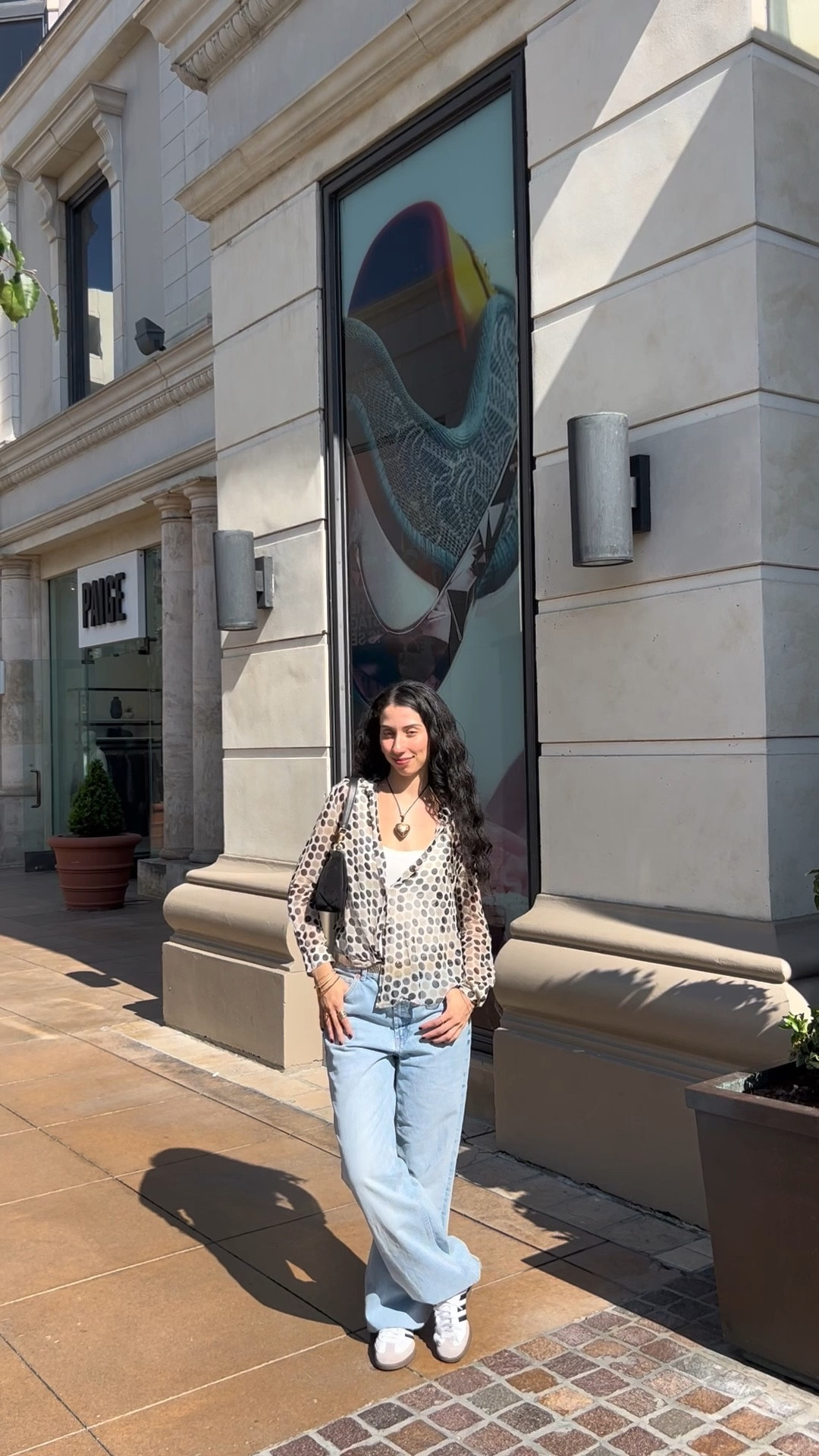 When I’m not sure what to wear baggy jeans and a fun shirt will always be my go to. Adding gold accessories, og sambas and my favorite black coach bag. 

#LTKShoeCrush #LTKItBag #LTKGiftGuide