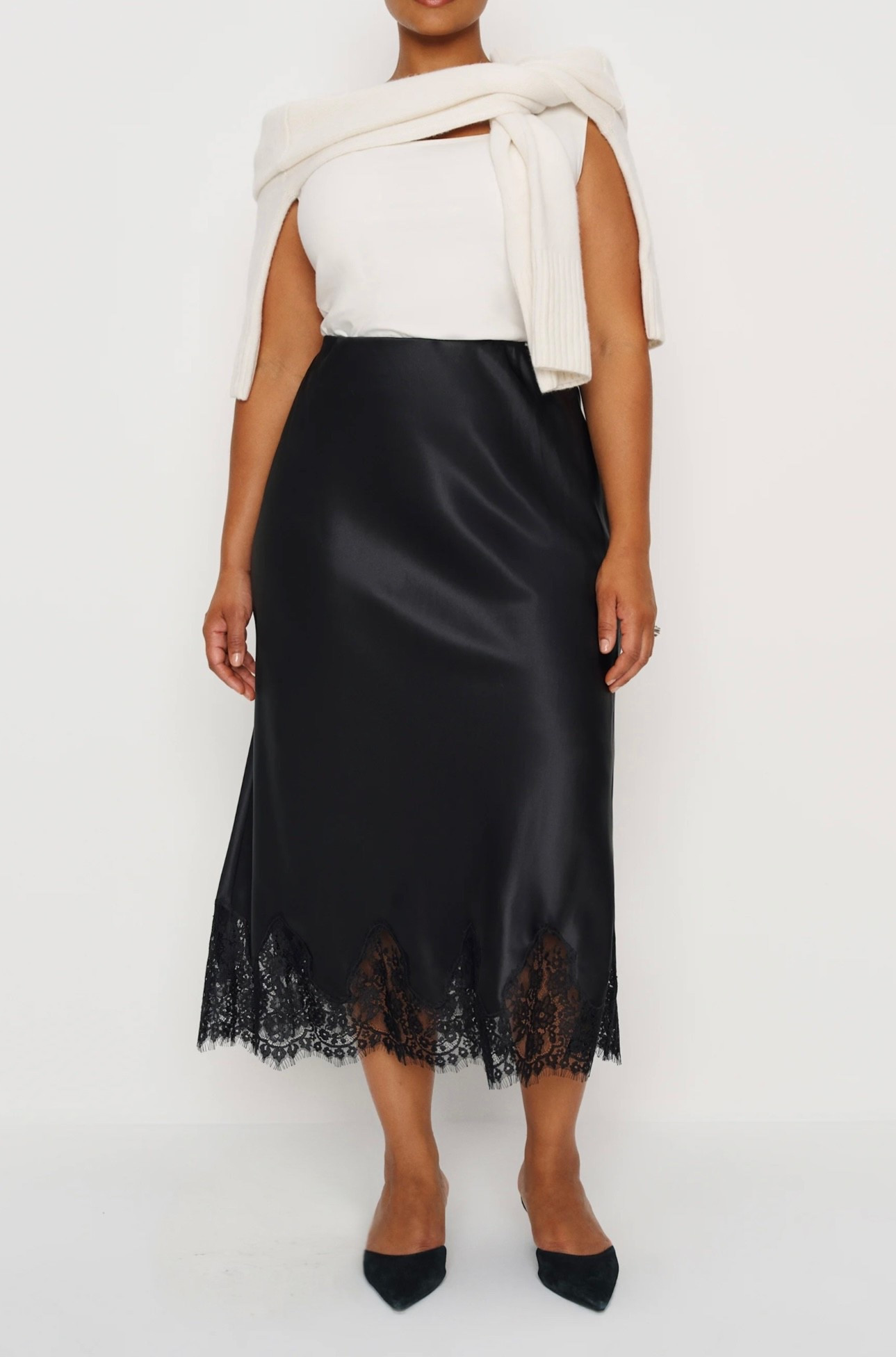 Silk and lace midi plus size skirt 

#LTKPlusSize #LTKMidsize