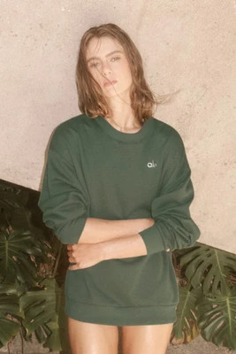 ALO | Accolade Crewneck Neck Pullover Top in Bamboo Green, Size: 2XS | Alo Yoga