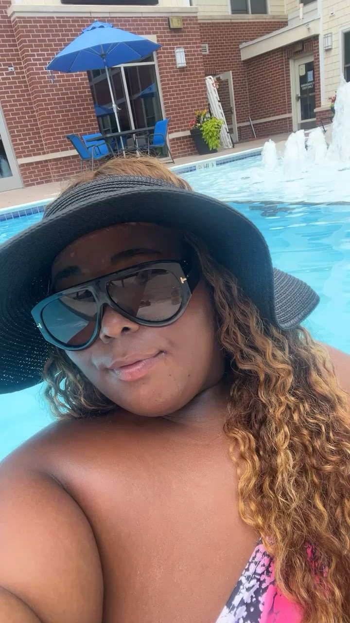 These sunglasses are must have my loves! Tom Ford dupes

#LTKfindsunder100 #LTKfindsunder50 #LTKstyletip