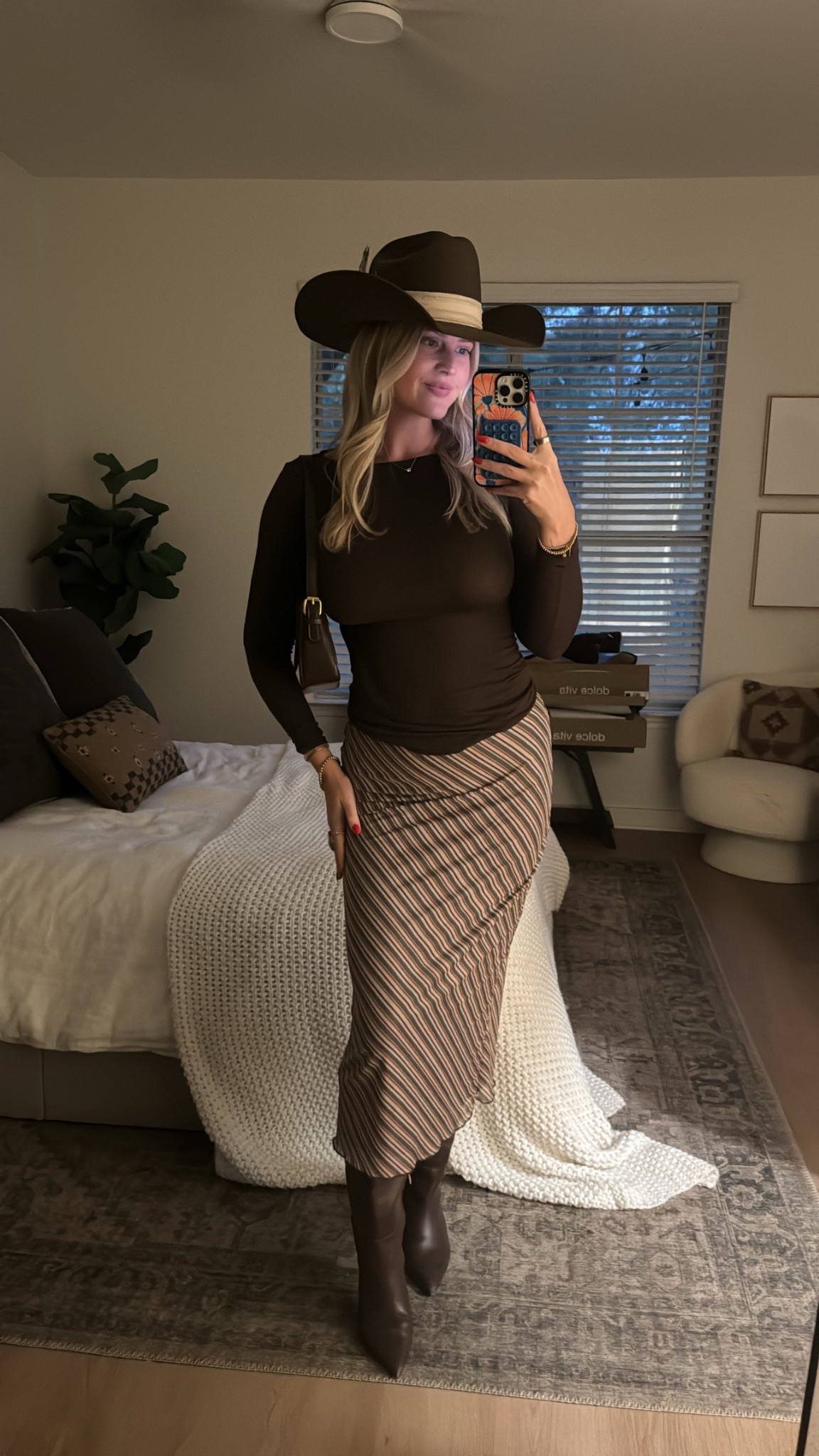 Country cocktail hour 🤠

#LTKdayinmylife #LTKHoliday #LTKgrwm