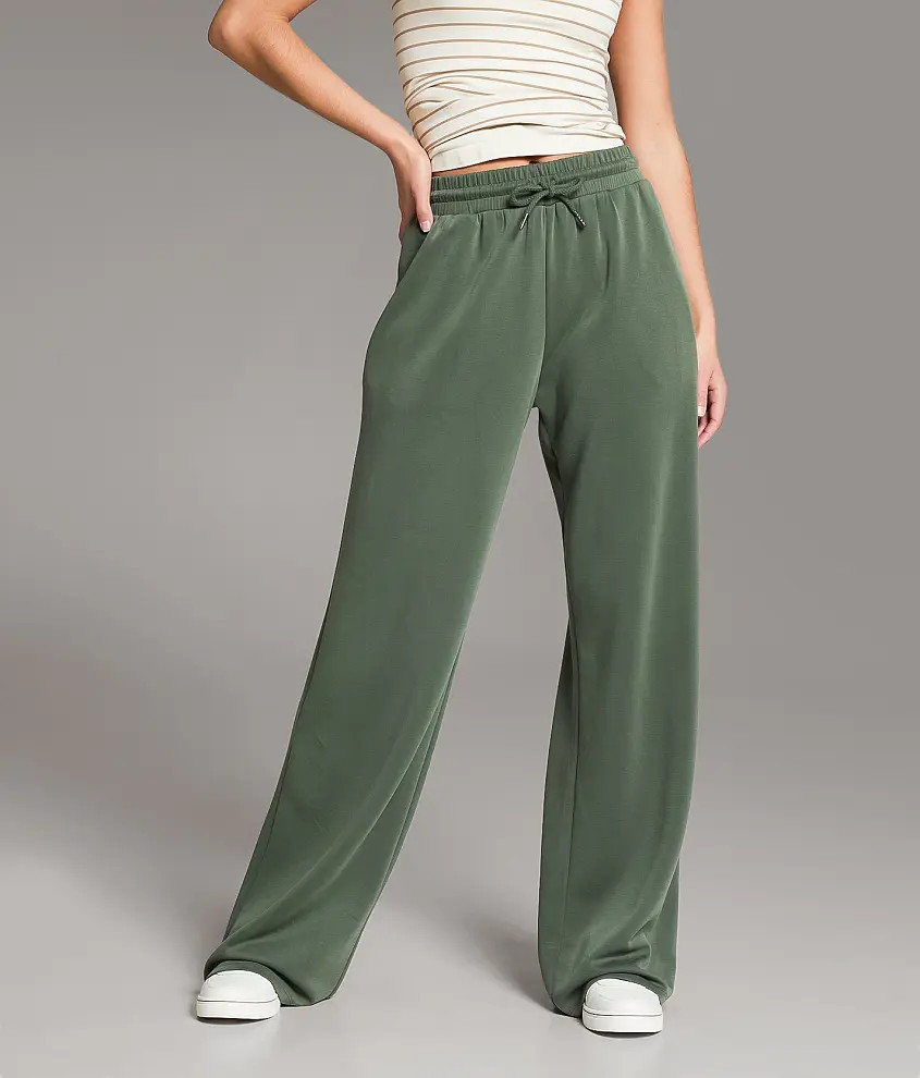 Wide Leg Pant | Buckle