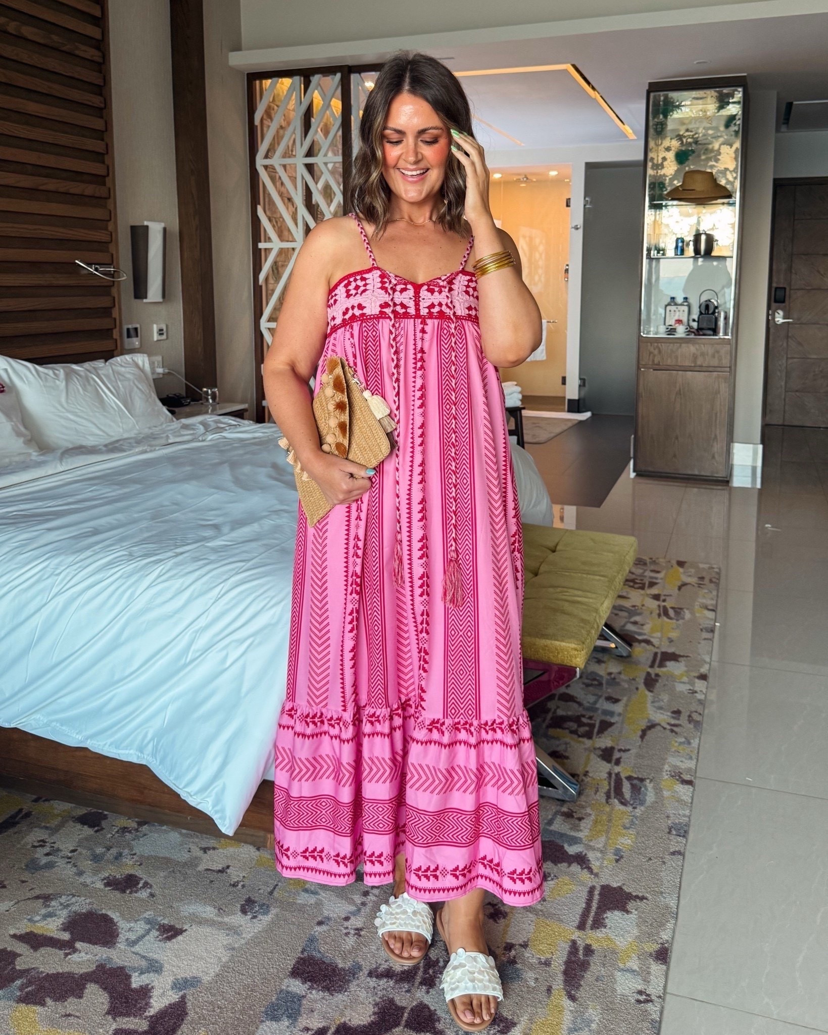 Soft tummy friendly dress under $40
Size large
Sandals, true 10
Strapless bra, 36D

Spring dress, resort wear, vacation dress, size 12, midsize, Amazon finds

#LTKootd #LTKMidsize #LTKSeasonal