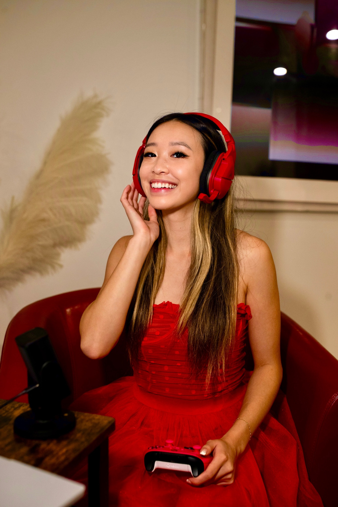 It’s ok to be a little aud 🎧 #ad marching to the beat of my own drum with my Turtle Beach Stealth 600 Gen 2 headphones that perfectly match my personality in limited edition midnight red @target <3 grab yours now @shop.ltk #liketkit at https://liketk.it/3TBg3 #TargetTopTech #TopTech #Holidaygifts #Target #TargetPartner 

#LTKHoliday #LTKSeasonal #LTKU