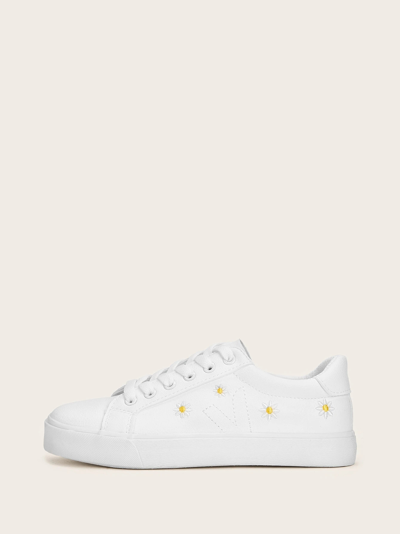 Daisy Embroidered Lace-up Front Sneakers | SHEIN