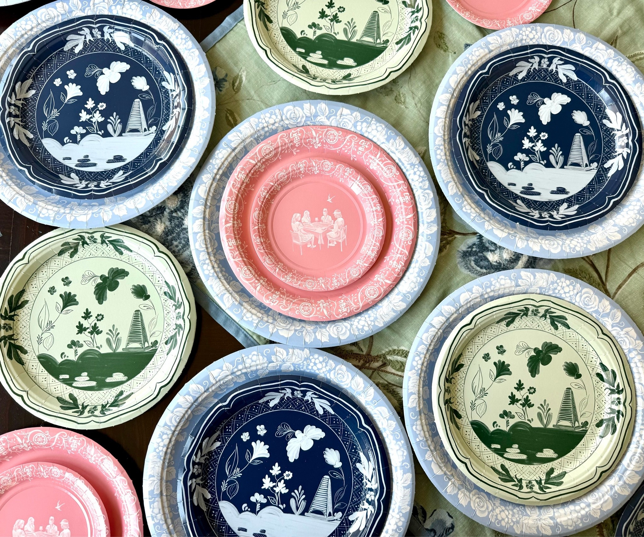 Designer inspired paper plates. Will link the entire collection 

These are beautiful!

@Pavilion Paper

#LTKCon #LTKHome #LTKU