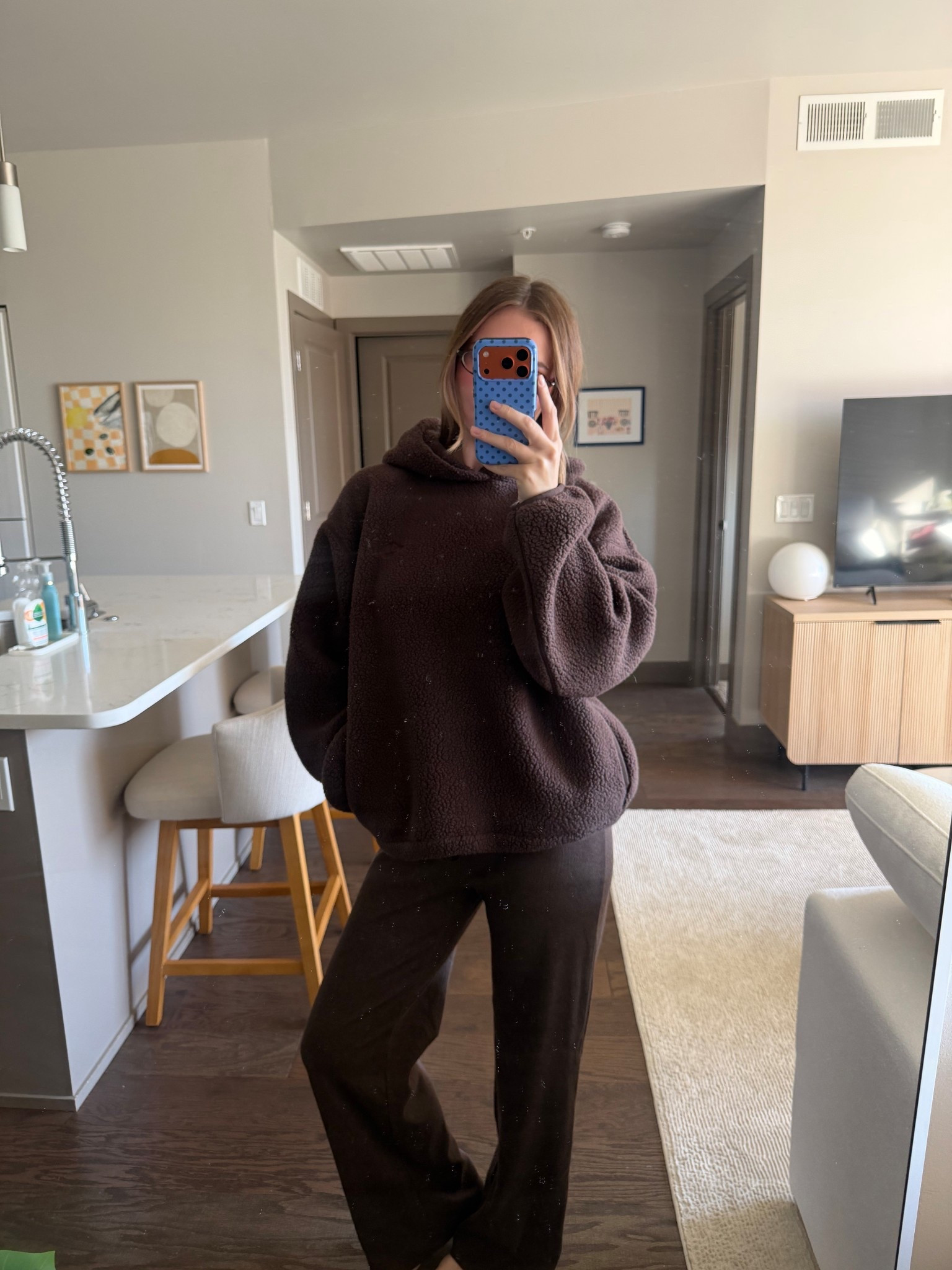 Both in rich mocha brown, size medium hoodie and small pants! So cute! 

#LTKSeasonal #LTKHoliday #LTKGiftGuide