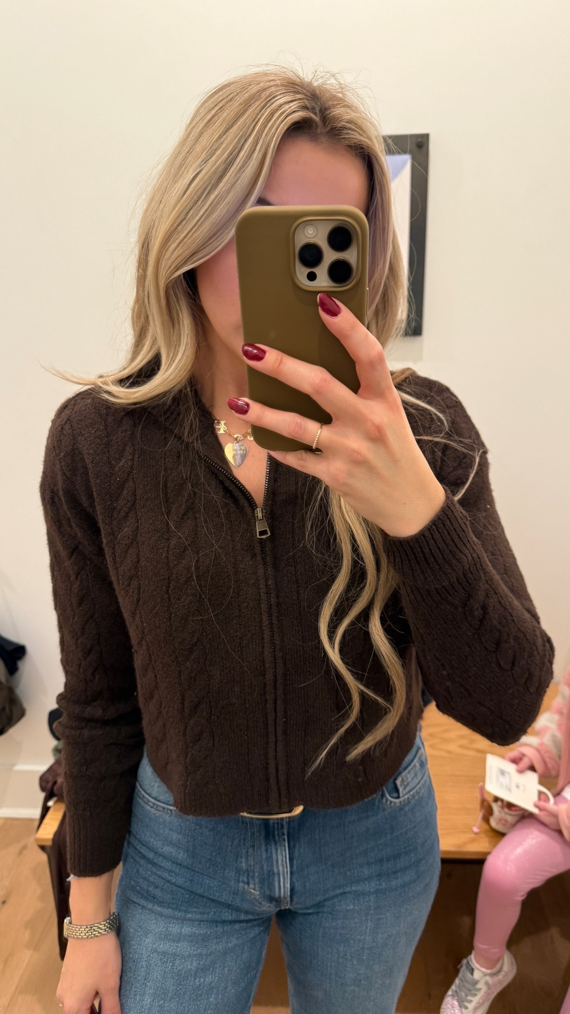 Zip up hooded sweater chocolate brown winter staples denim suede belt American eagle Aritzia H&M

Sweater: S
Denim: 4
Belt: S

#LTKgrwm #LTKSaleAlert #LTKFindsUnder50