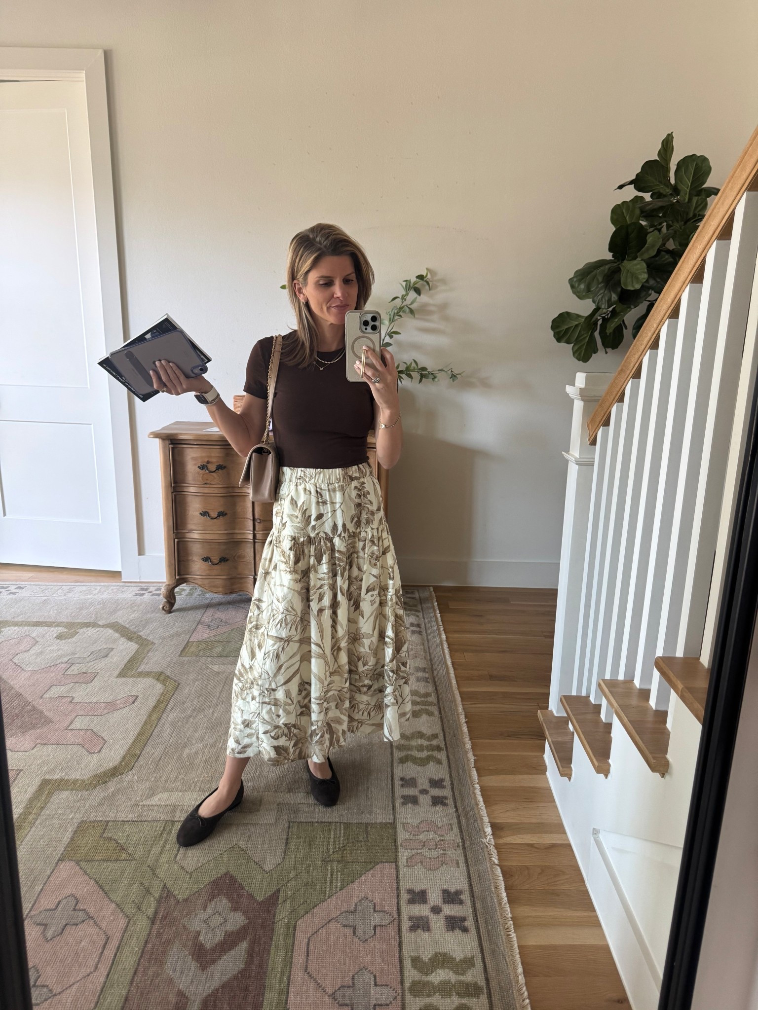 Tuckernuck brow floral skirt on sale - wearing XS. Abercrombie seamless bodysuit - wearing XS. Madewell suede chocolate brown ballet flats  