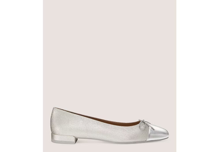 SLEEK BOW FLAT | Stuart Weitzman (US)