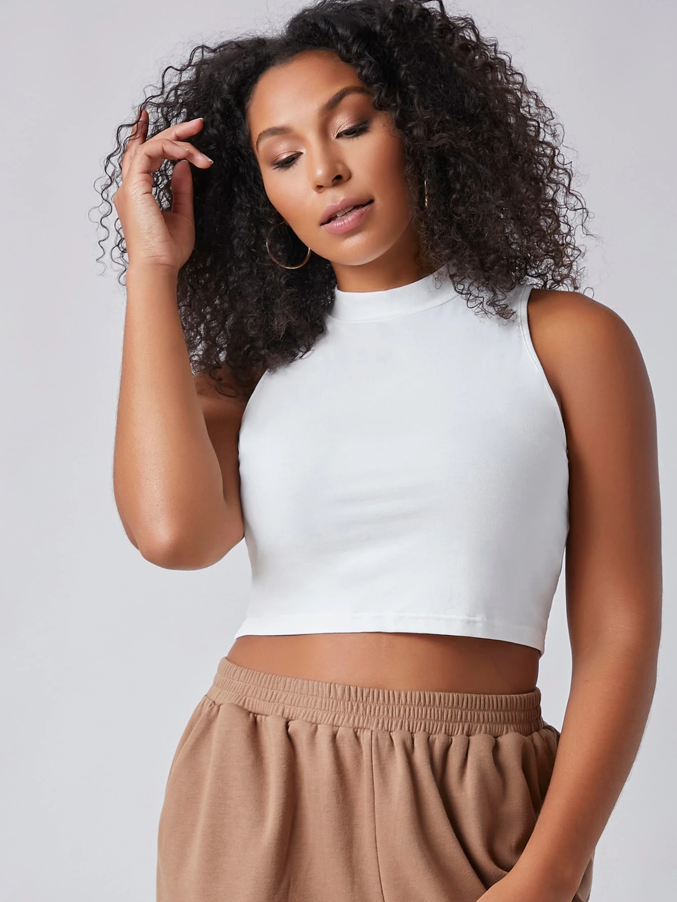 SHEIN BASICS Plus Solid Crop Tank Top | SHEIN