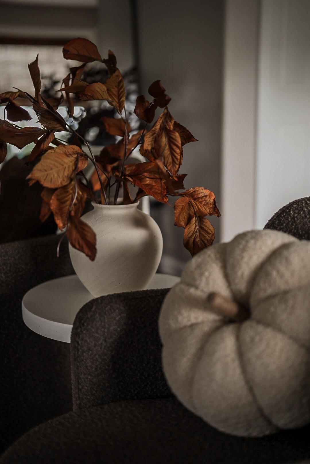 My favorite fall stems are back for the season! Pictured is 2 stems 

Use code: GETINSPIRED to save 

•home decor •neutral decor •organic modern home •moody decor •autumn decor •fall decor •fall

#LTKHome #LTKSeasonal #LTKU