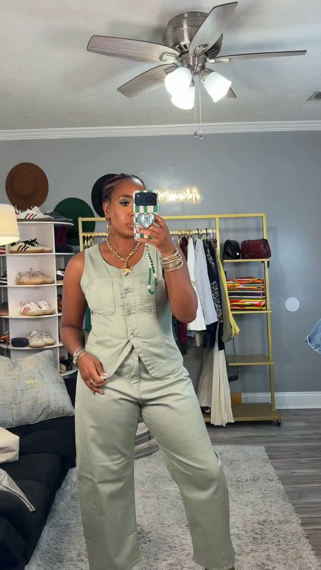 Comment “set” to get links 🔗 sent to your DMs for easy shopping 🛍️

Y’all already know I love a good matching set and this one from Walmart did NOT disappoint 🙌🏽

Wearing a medium in the top & size 12 in the jeans (I sized up for that perfect barrel fit 👌🏽). Both pieces have stretch so they’re super comfortable + flattering!

✨ Sold separately so you can mix & match  
✨ Top under $30 (XS–XXL)  
✨ Jeans under $34 (sizes 2–18 + plus options)  
✨ Comes in 2 color options  
✨ Brand: Levi Strauss  

This is one of those effortless looks you can dress up or down — brunch, errands, casual date… it works every time 💙

SIZING REFERENCE/stats- 5’5”, 165 lbs, size 10

#walmartfashion #denimset #walmartfinds #affordablefashion #midstyle #over40style #casualchic #everydaystyle #springoutfits #denimlookz
