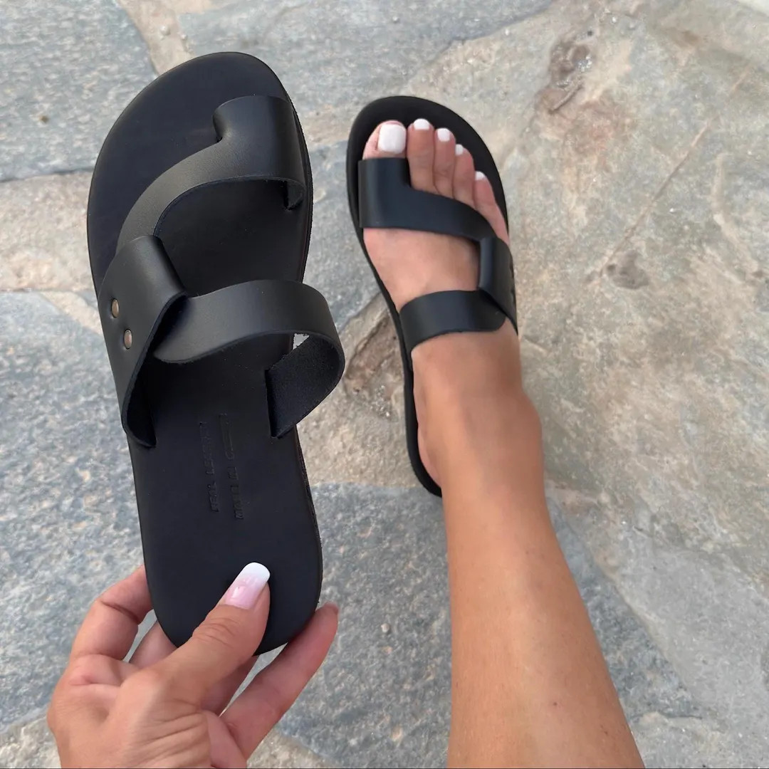 Black Greek Leather Sandals Minimal Toe Loop Flats for Women and Soft Padded Sole | Etsy (US)