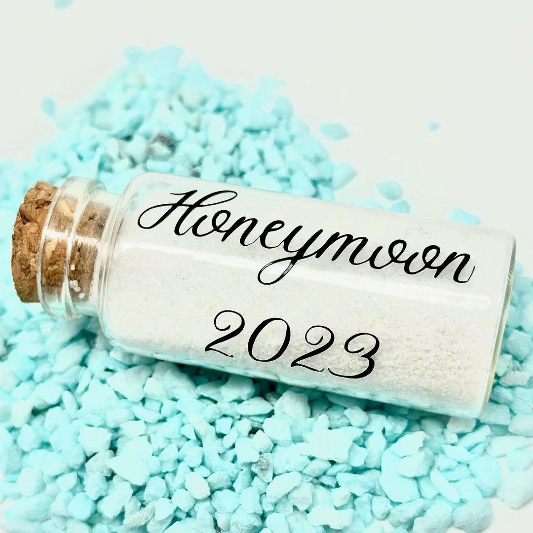 Honeymoon Sand Bottle, Vacation Keepsake Bottle for Beach Sand, Honeymoon Gift for Couple, Weddin... | Etsy (US)