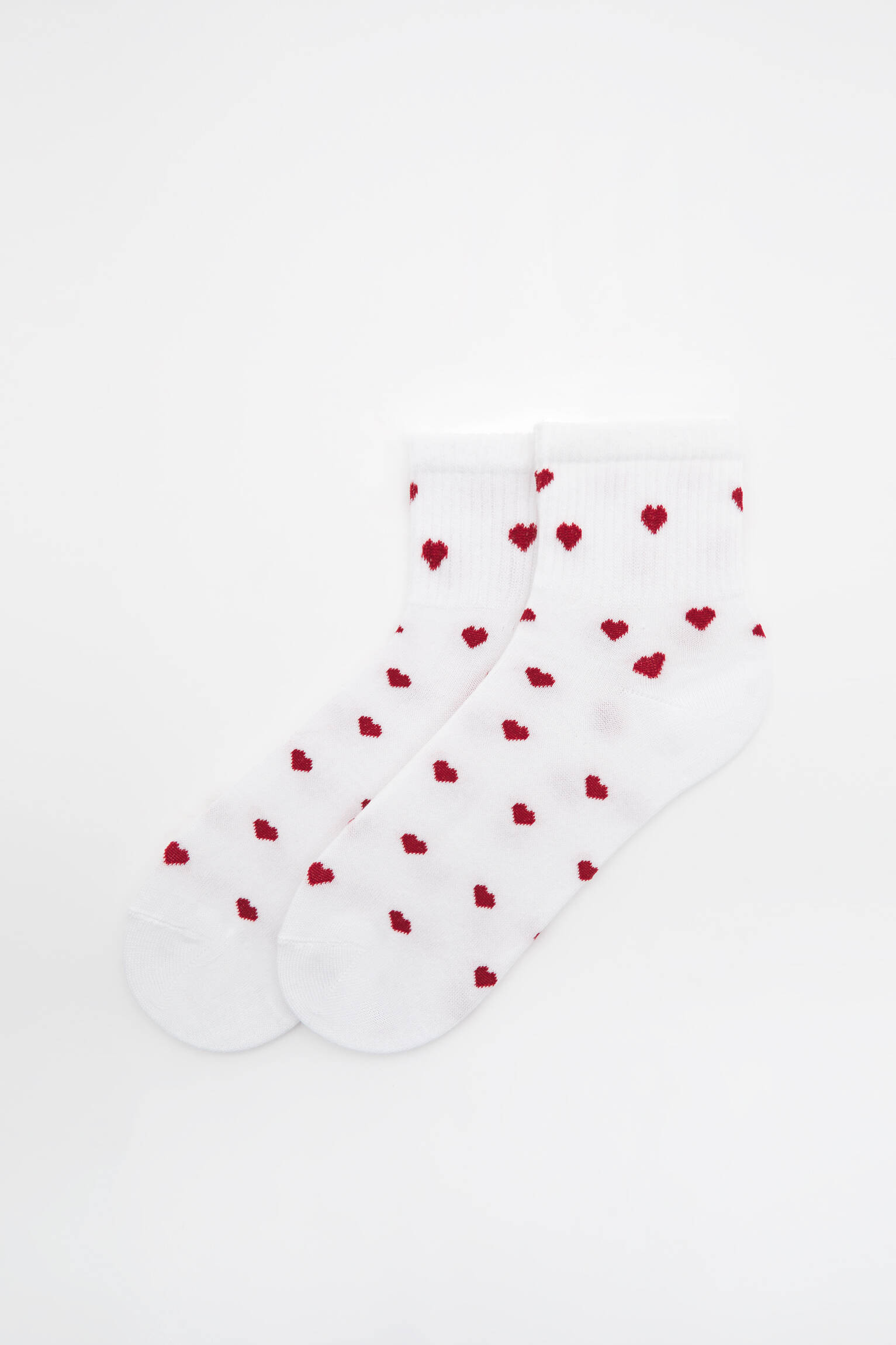 Sportsocken mit Herzen - PULL&BEAR | PULL and BEAR DE