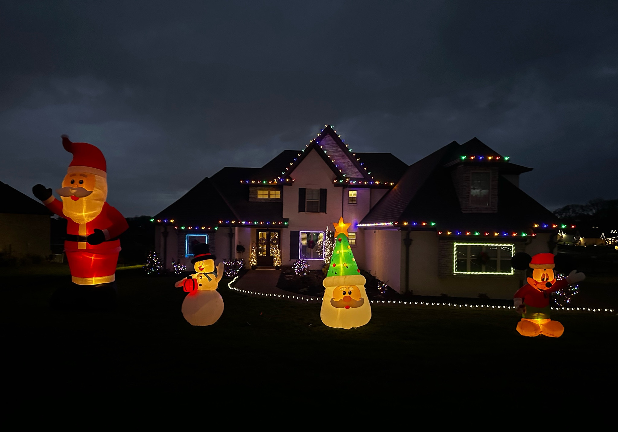 I may or may not be married to Clark Griswold himself. Our 20’ Santa is currently on sale!

#LTKHoliday #LTKhome #LTKSeasonal