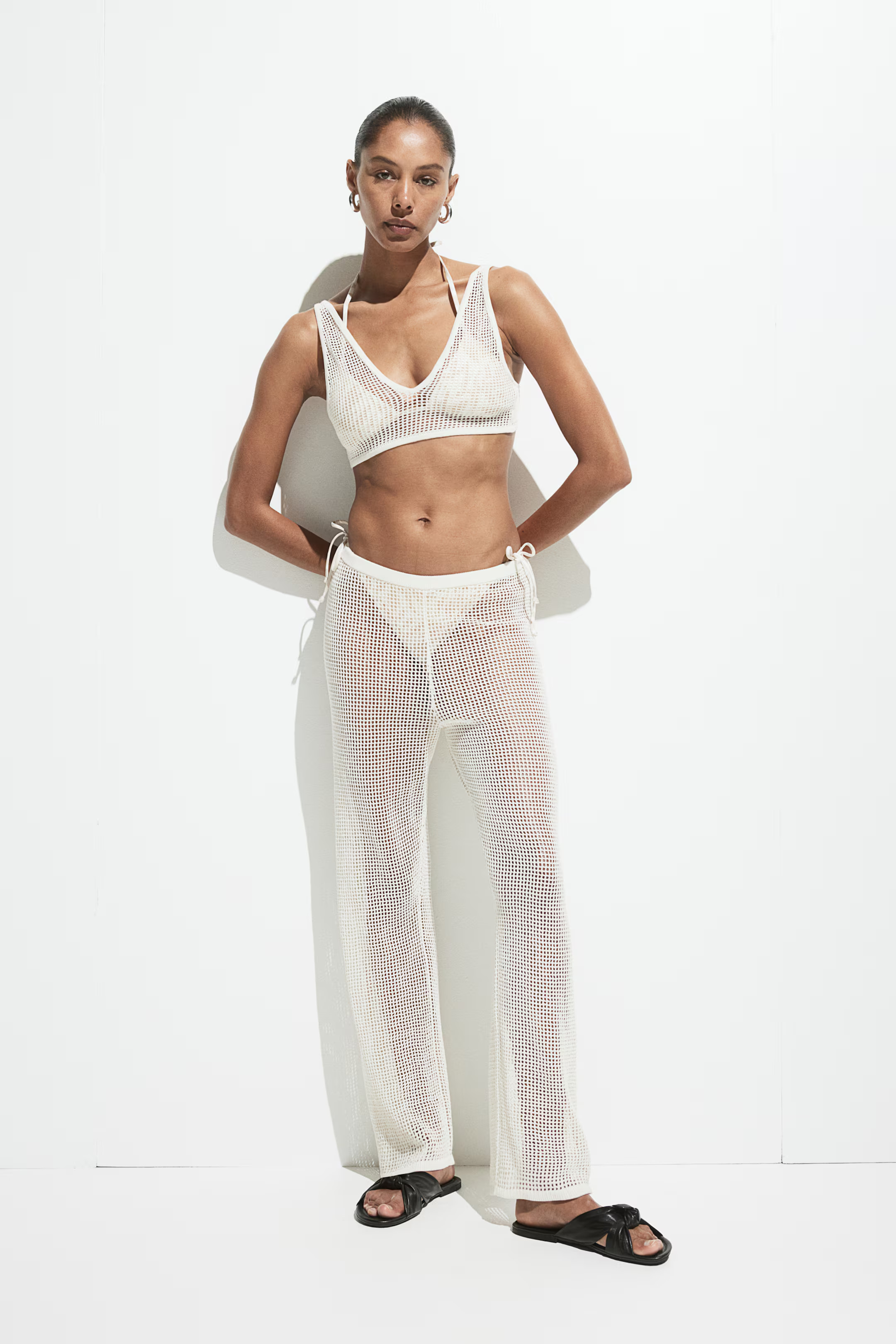 Pantalón playero en punto calado - Cintura estándar - Largo - Crema - MUJER | H&M ES | H&M (FR, IT, ES, PT, BE)