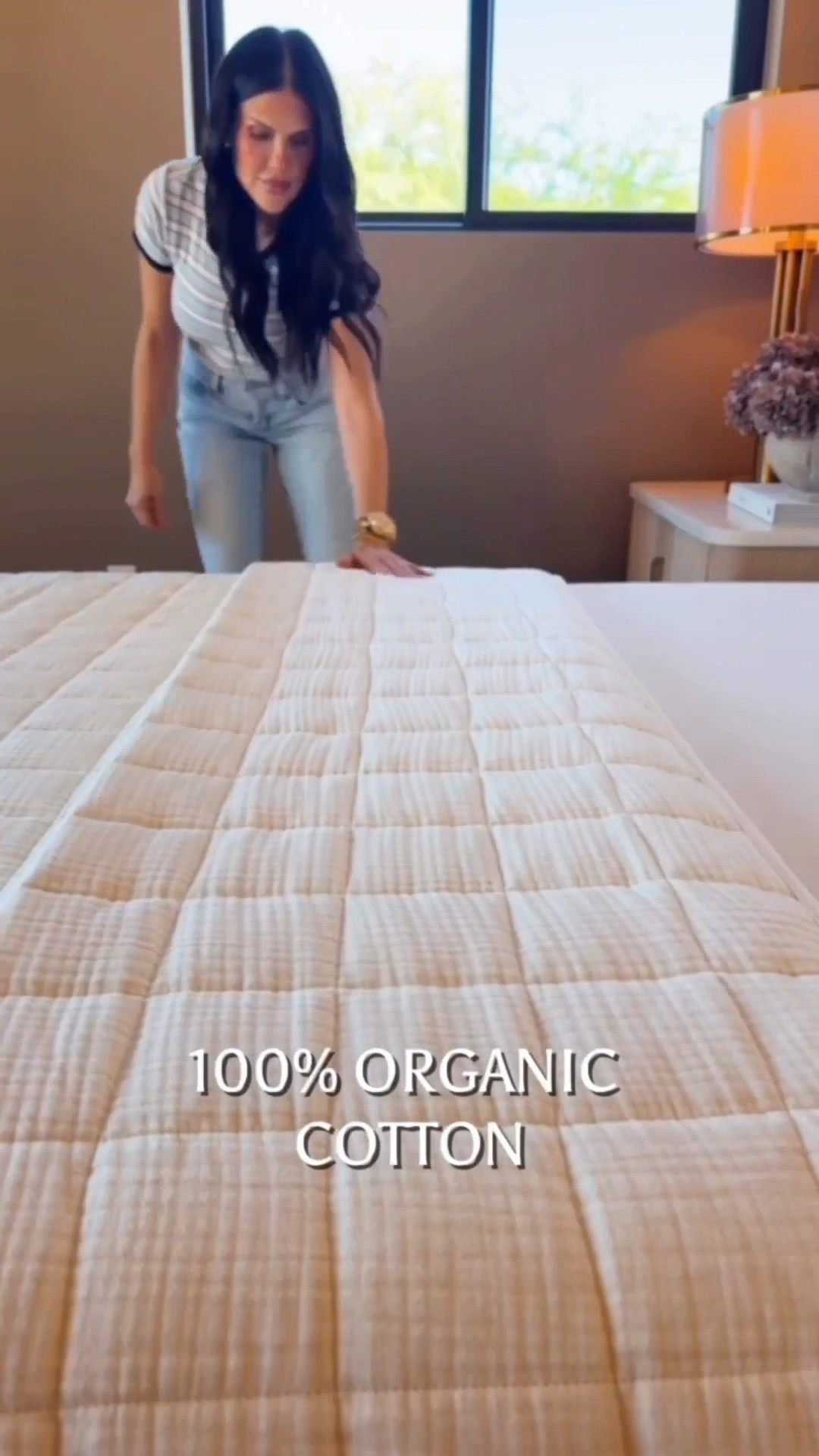 I love how one simple, luxurious quilt can completely transform a room.

It’s airy, plush, and so soft! The box pattern is gorgeous and the 100% organic cotton make it perfect for all year round!

#quincepartner @Quince

#LTKU #LTKHome #LTKdayinmylife
