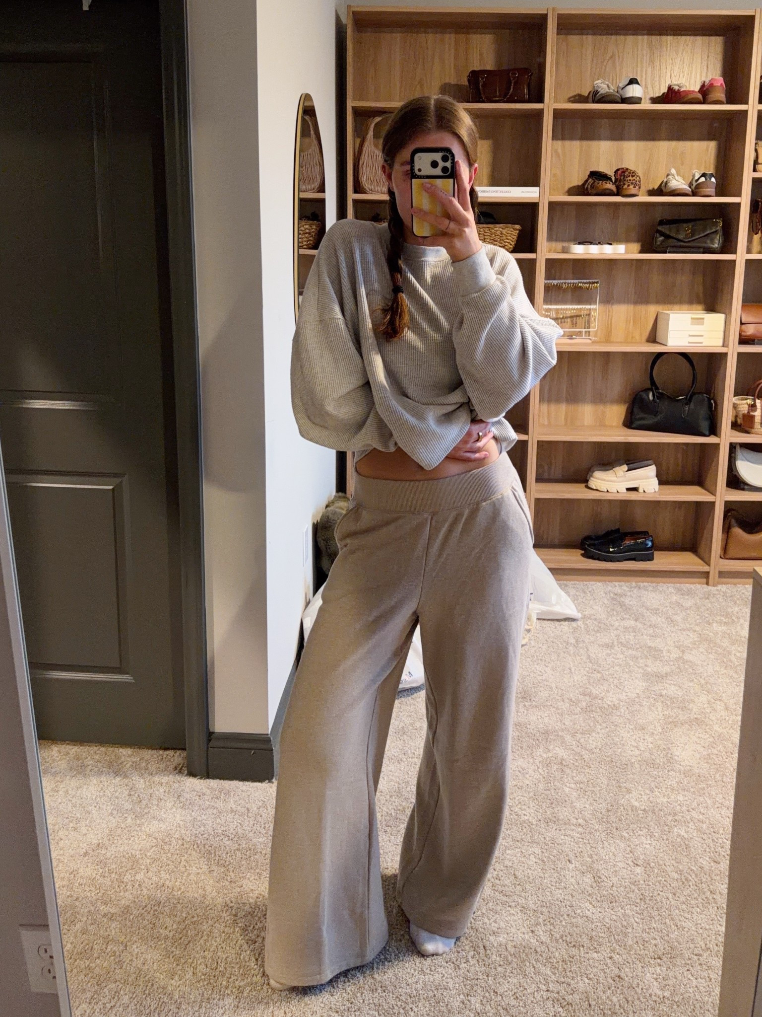 tall girl friendly sweatpants!! these are SO comfy and perfect for my tall girls! i’m 5’11 wearing a size M🤎🤎

#LTKTall #LTKootd #LTKFindsUnder50