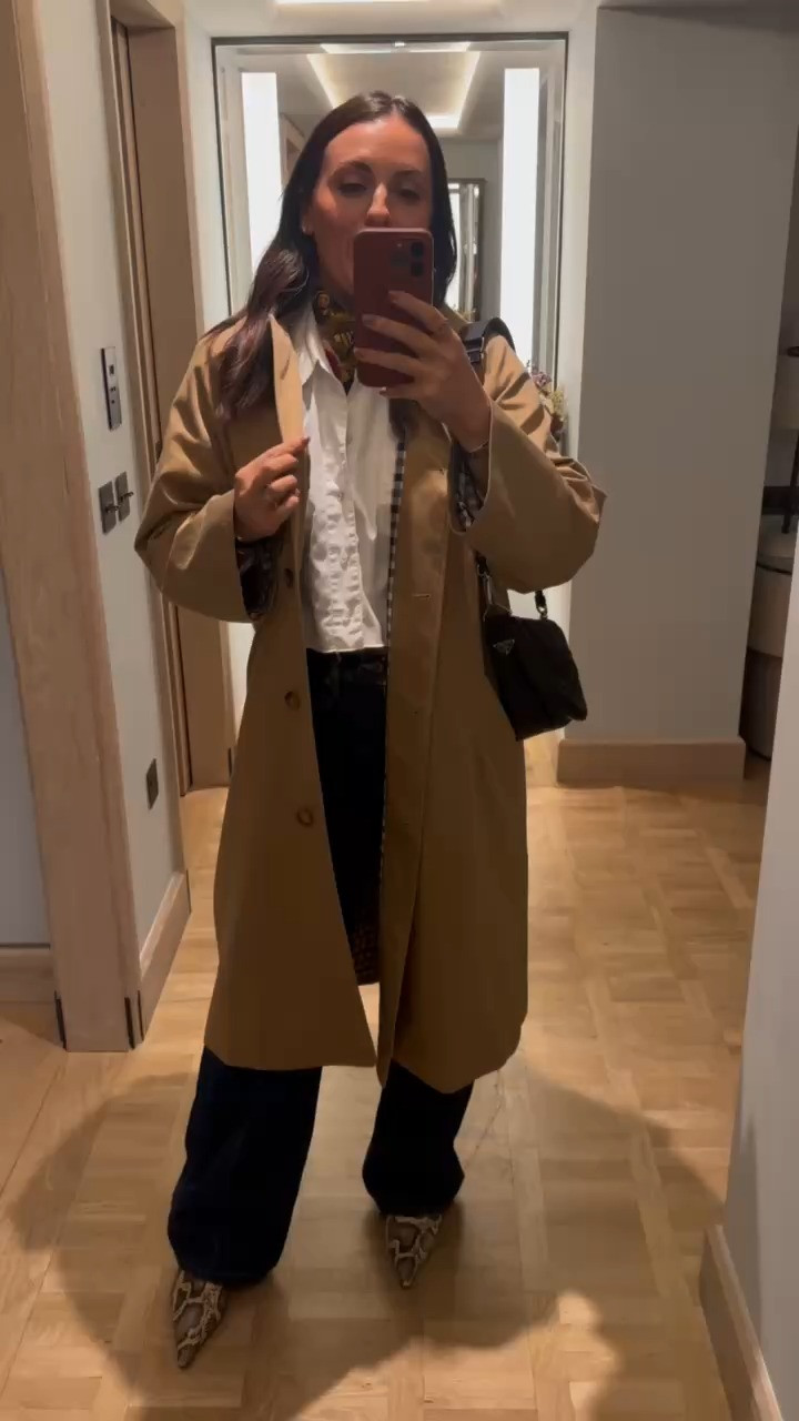 London: Night 4 Outfit 🇬🇧

The best trench! Also my button down is sold out but found almost identical! 

 #LTKStyleTip #LTKTravel #LTKShoeCrush